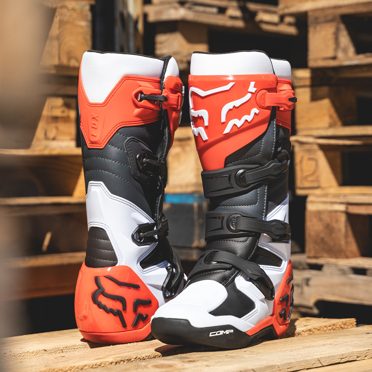 MXstore Facebook ad