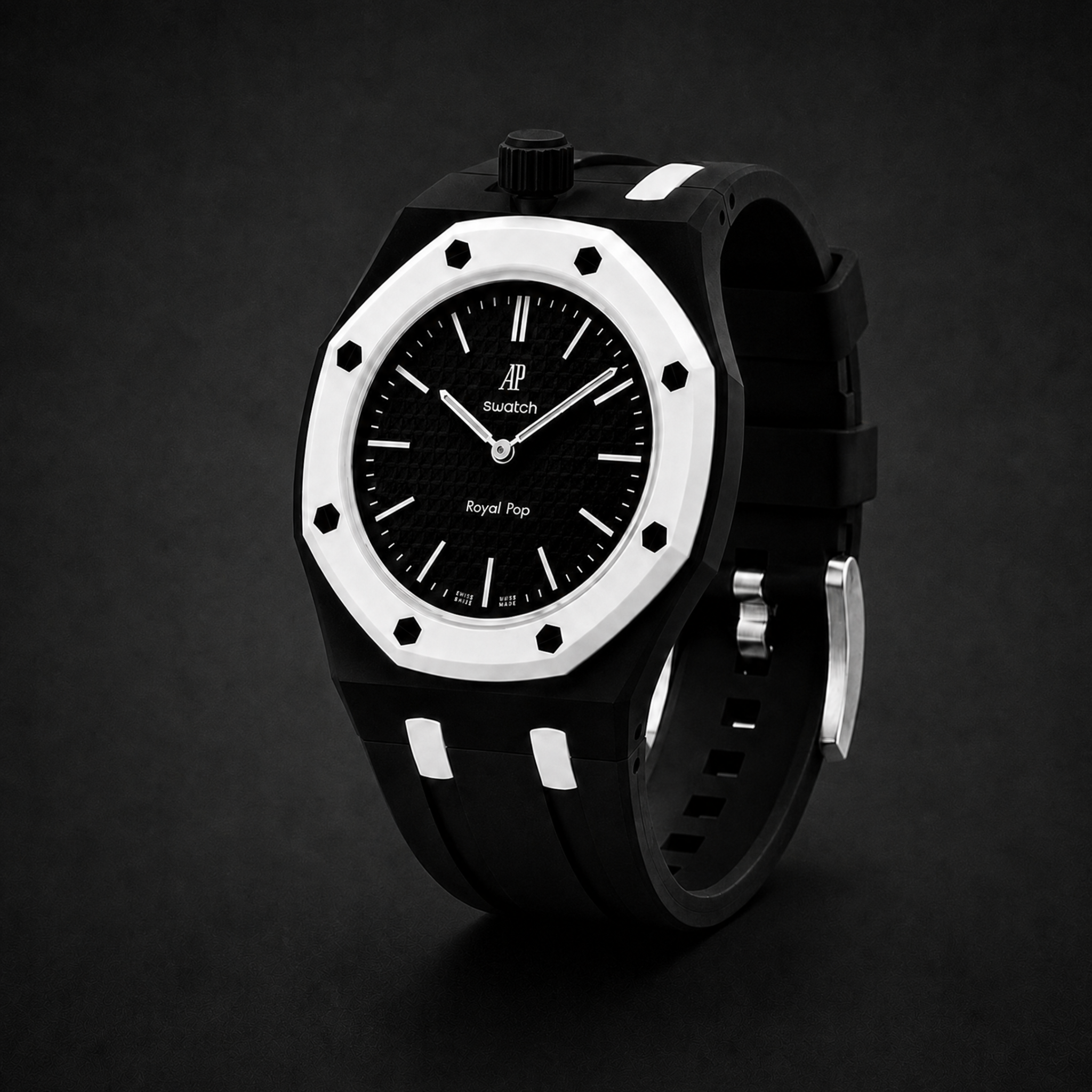 Pocket To Wrist Co Facebook ad: Von der Tasche ans Handgelenk.