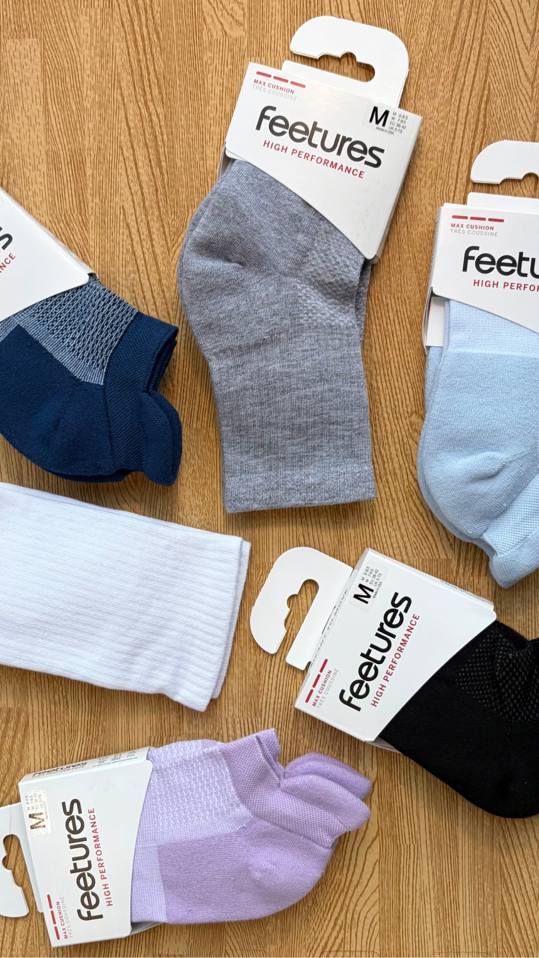 Feetures Facebook ad