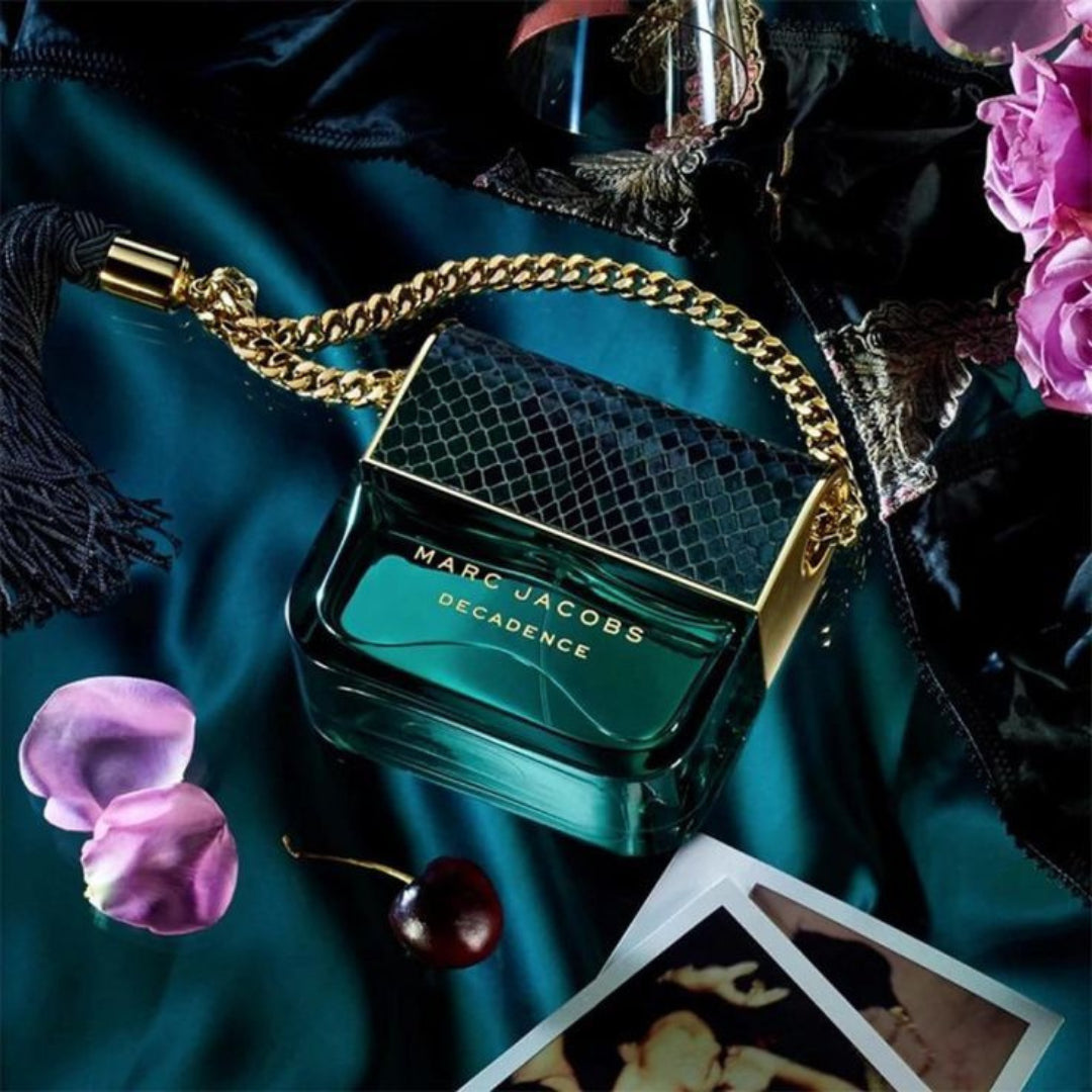 LadyLuxury Facebook ad: Hey fabulous ladies!