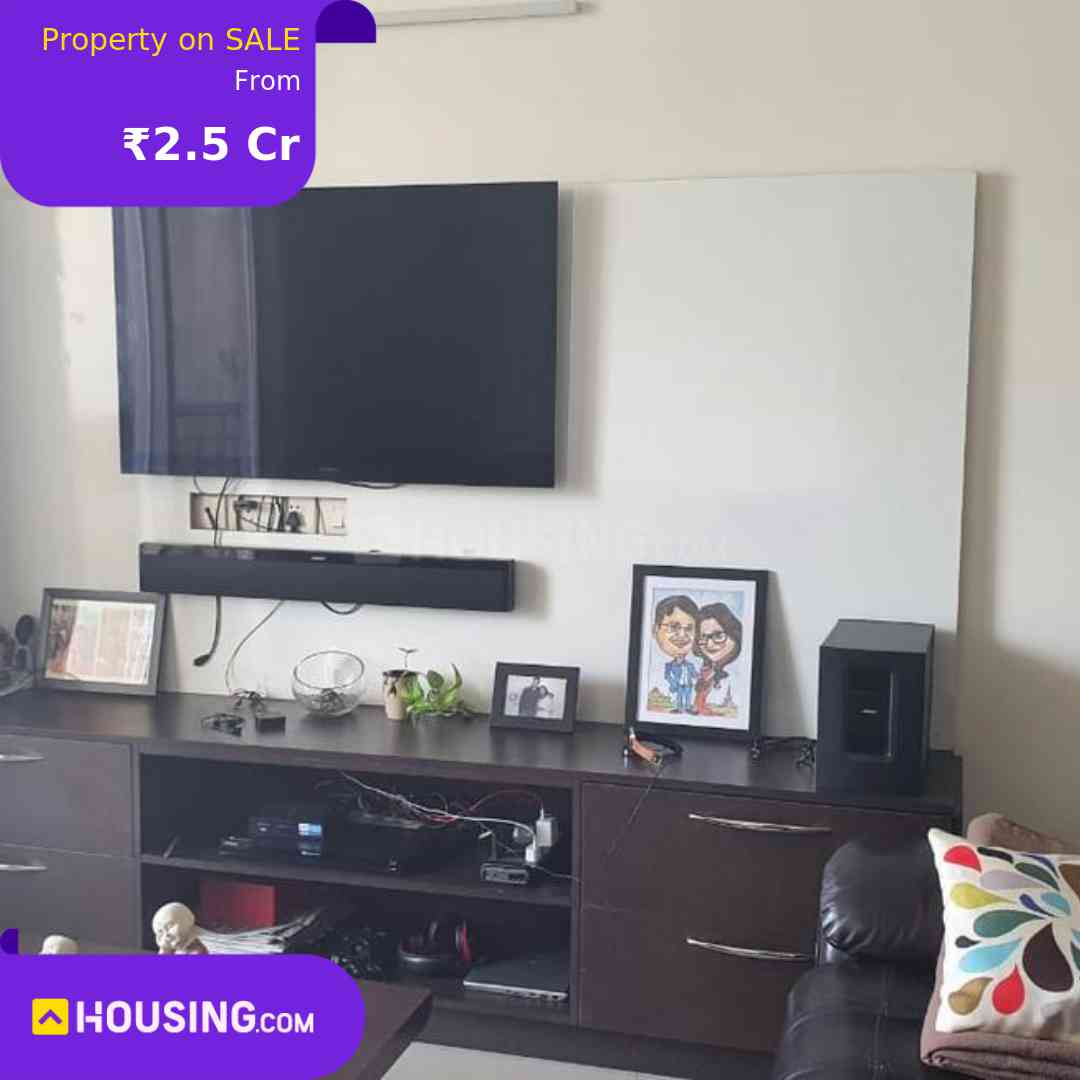 Housing.com Facebook ad