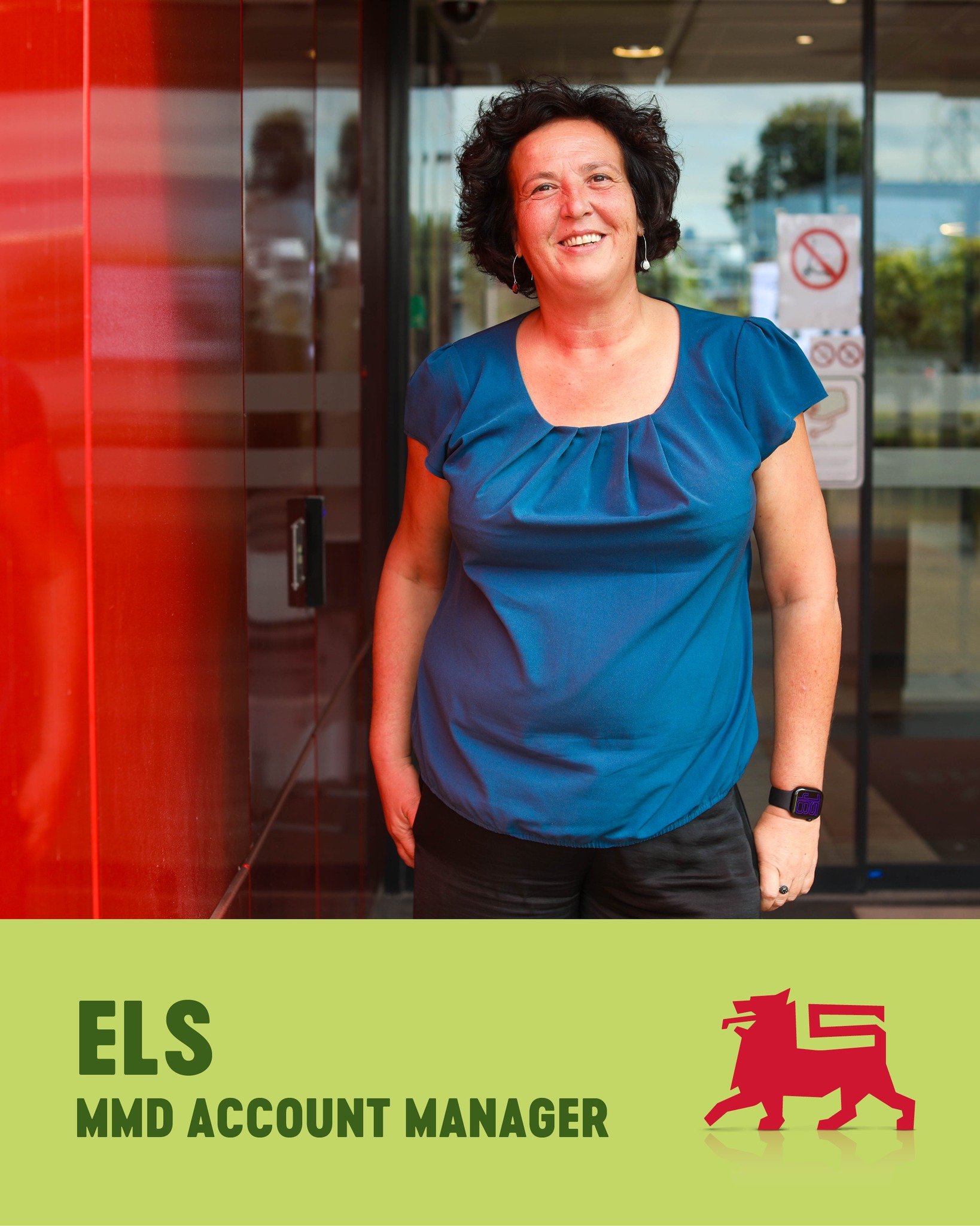 Work at Delhaize Facebook ad: Achter elke banner of promotie in de winkel…