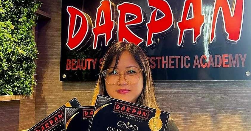 Darpan Beauty Salon. Facebook ad