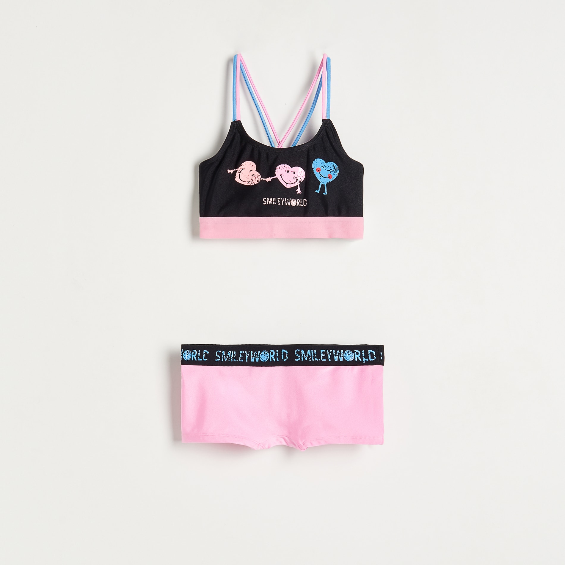 Reserved Kids Facebook ad: Ubierz malucha w postacie, które kocha najbardziej!