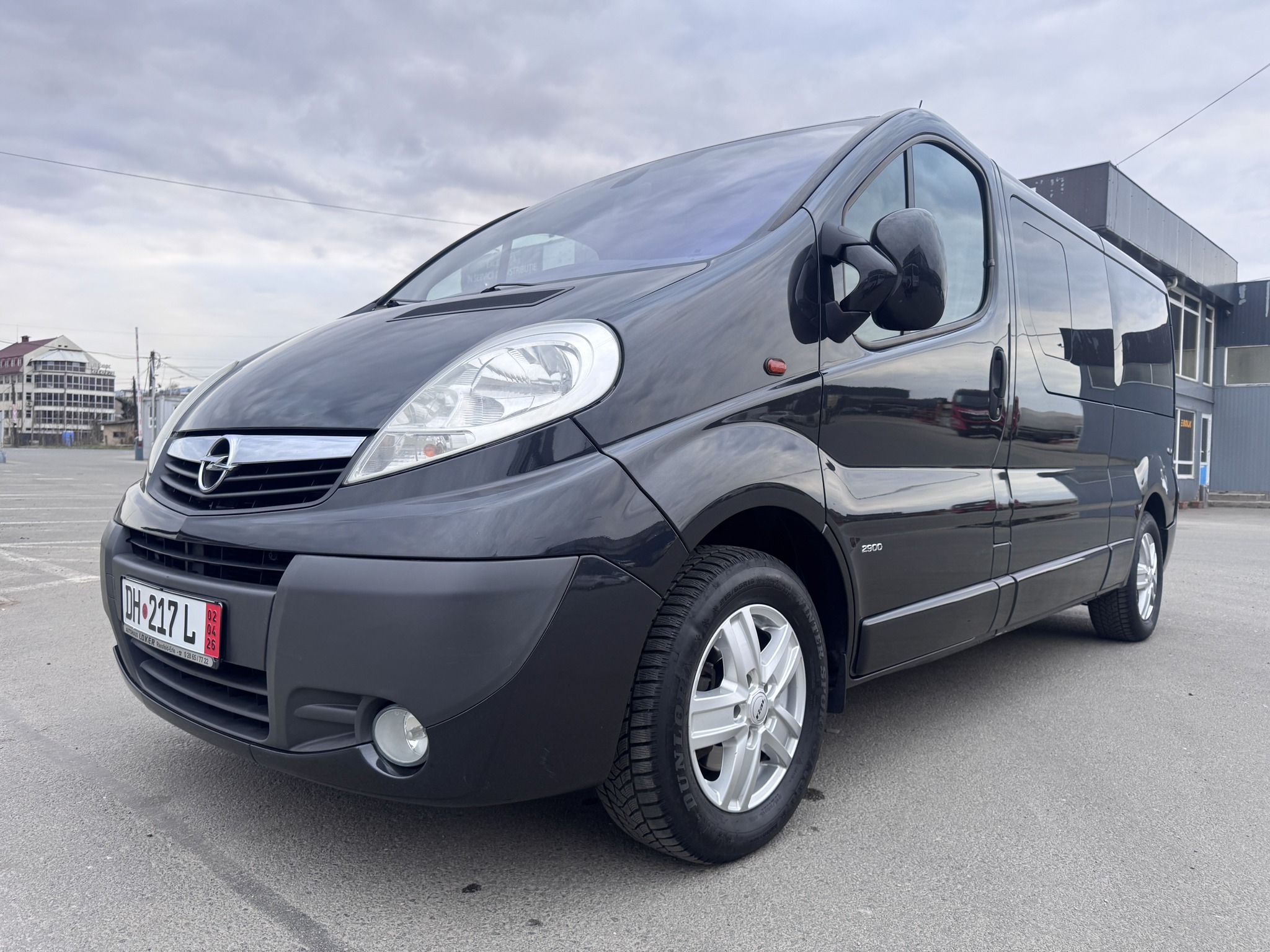 Ramcom Automobile Import Facebook ad: Opel Vivaro 2.0 CDTI