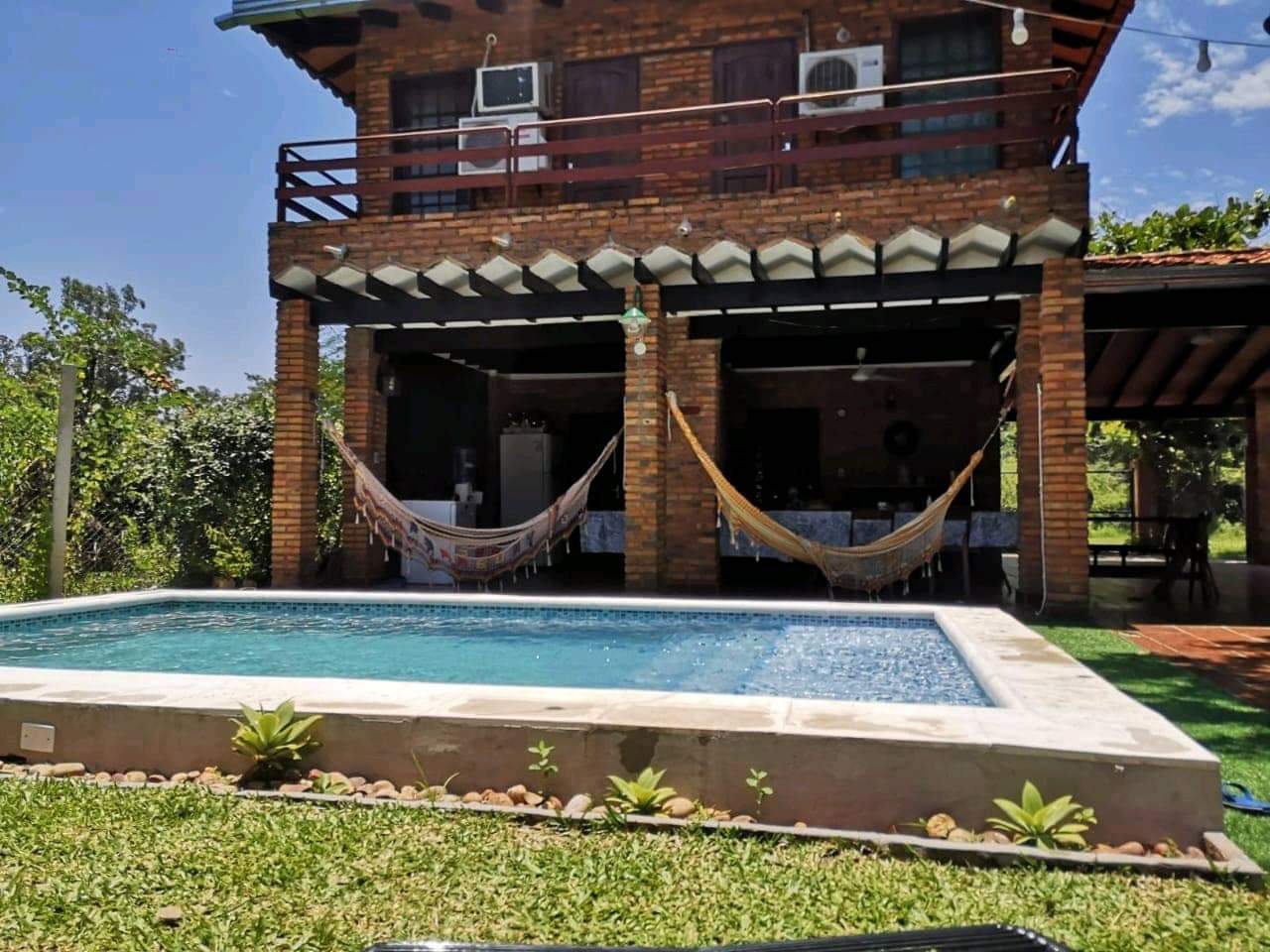 Fer Ramirez Diaz Facebook ad: Alquilo casa en San Bernardino (puerta del Lago)