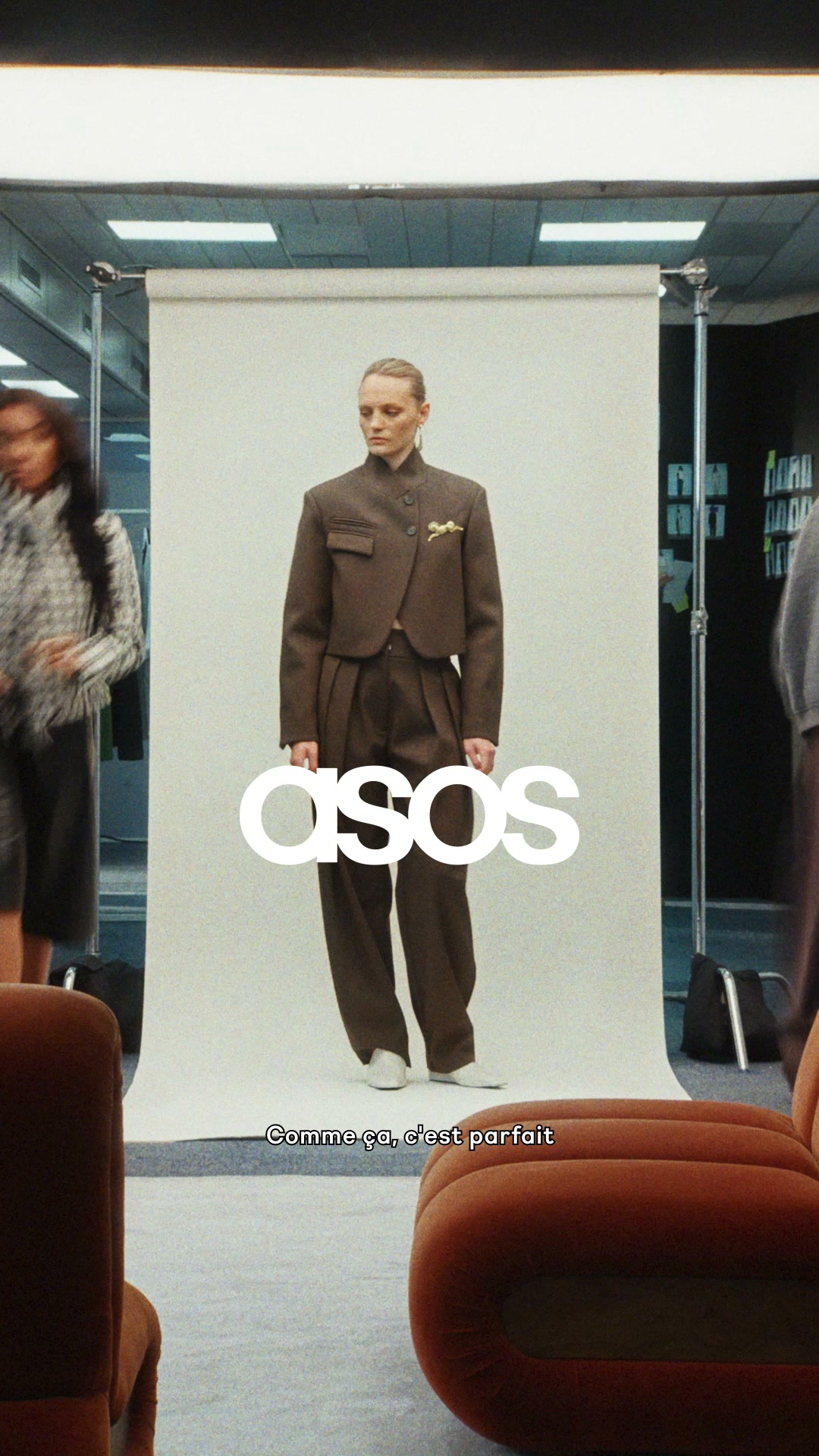 ASOS Facebook ad: Cette saison est la tienne. Chaque détail stylé…