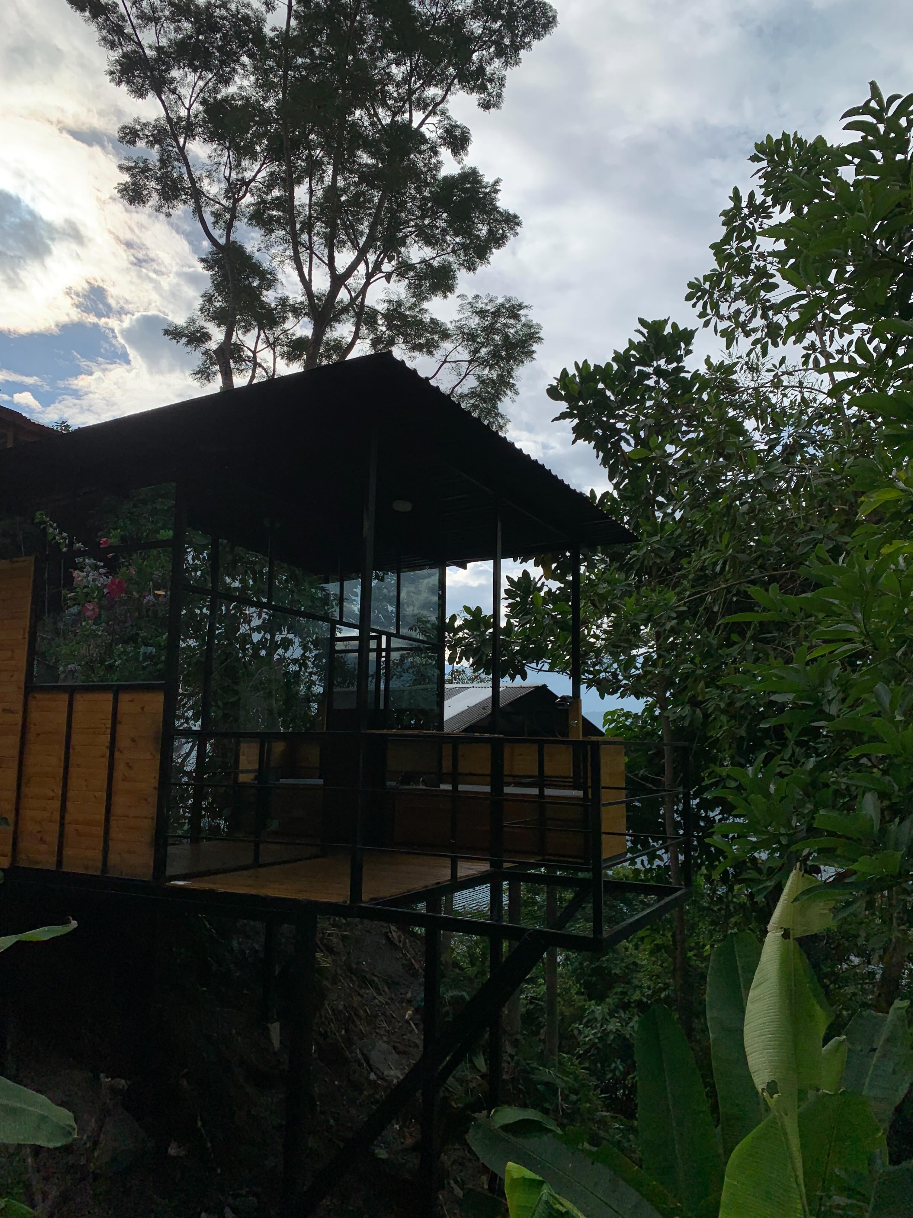 Cabañas y Muebles, El Maletín Facebook ad: Invierte en tu proyecto de hotelería y turismo con una…