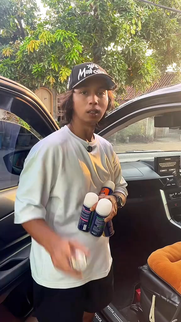 Shopee Facebook ad: Harga Ambyar https://s.shopee.co.id/6AitsJQwmV
