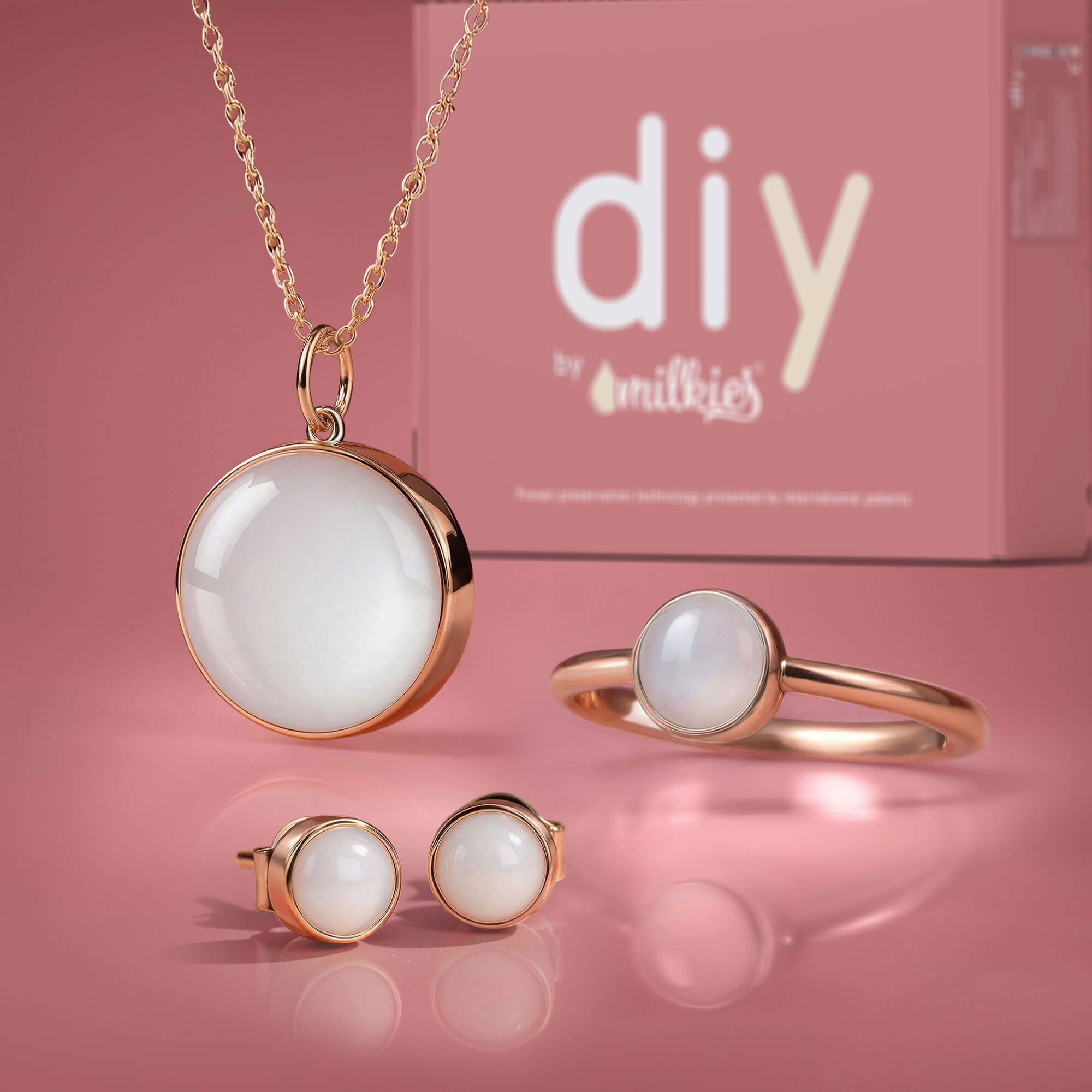DIY by Milkies Muttermilchschmuck Set Facebook ad: Verwandle die einzigartige Bindung zwischen Mama und Kind…