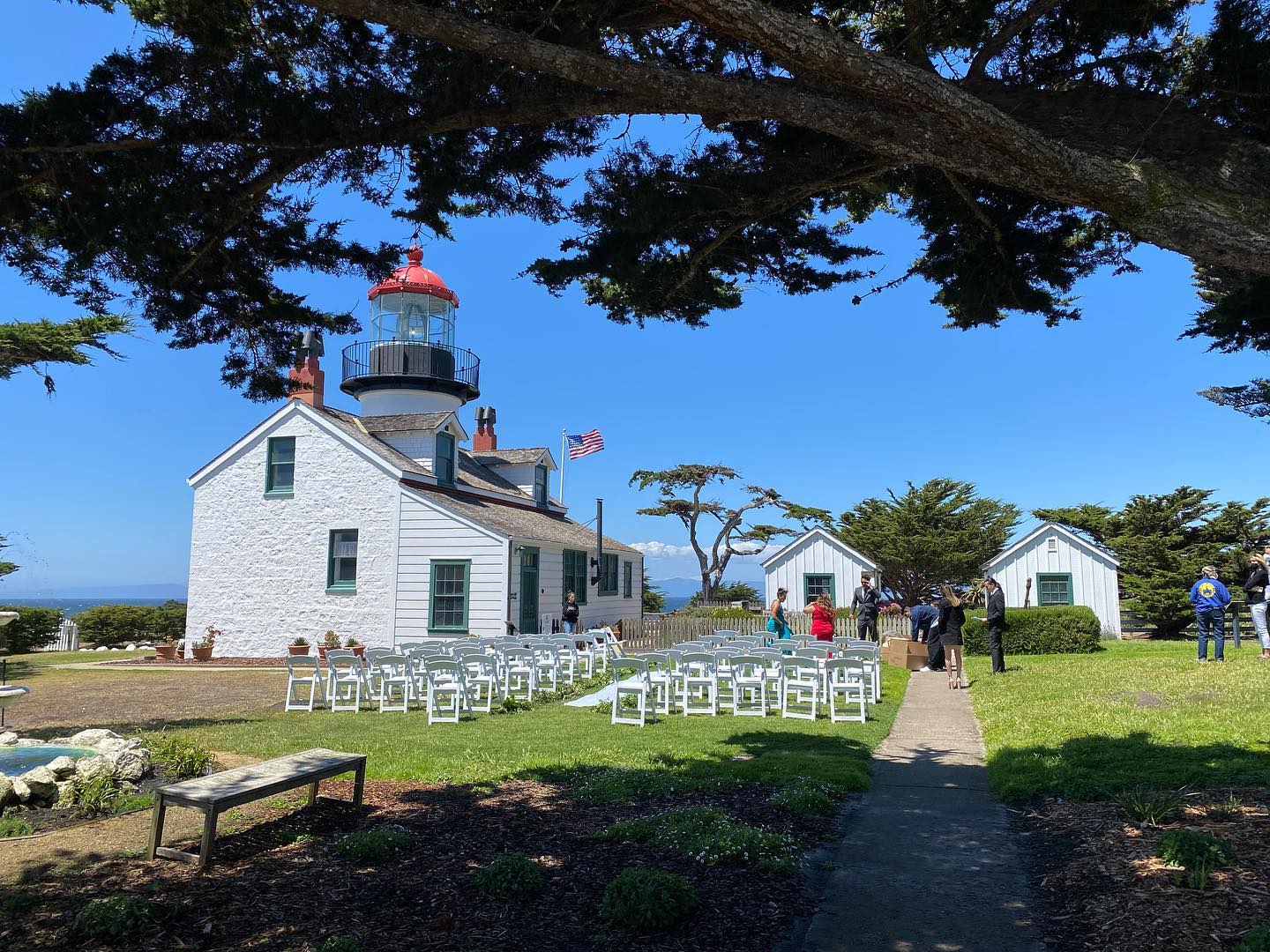 MMjumpers&party rentals Facebook ad