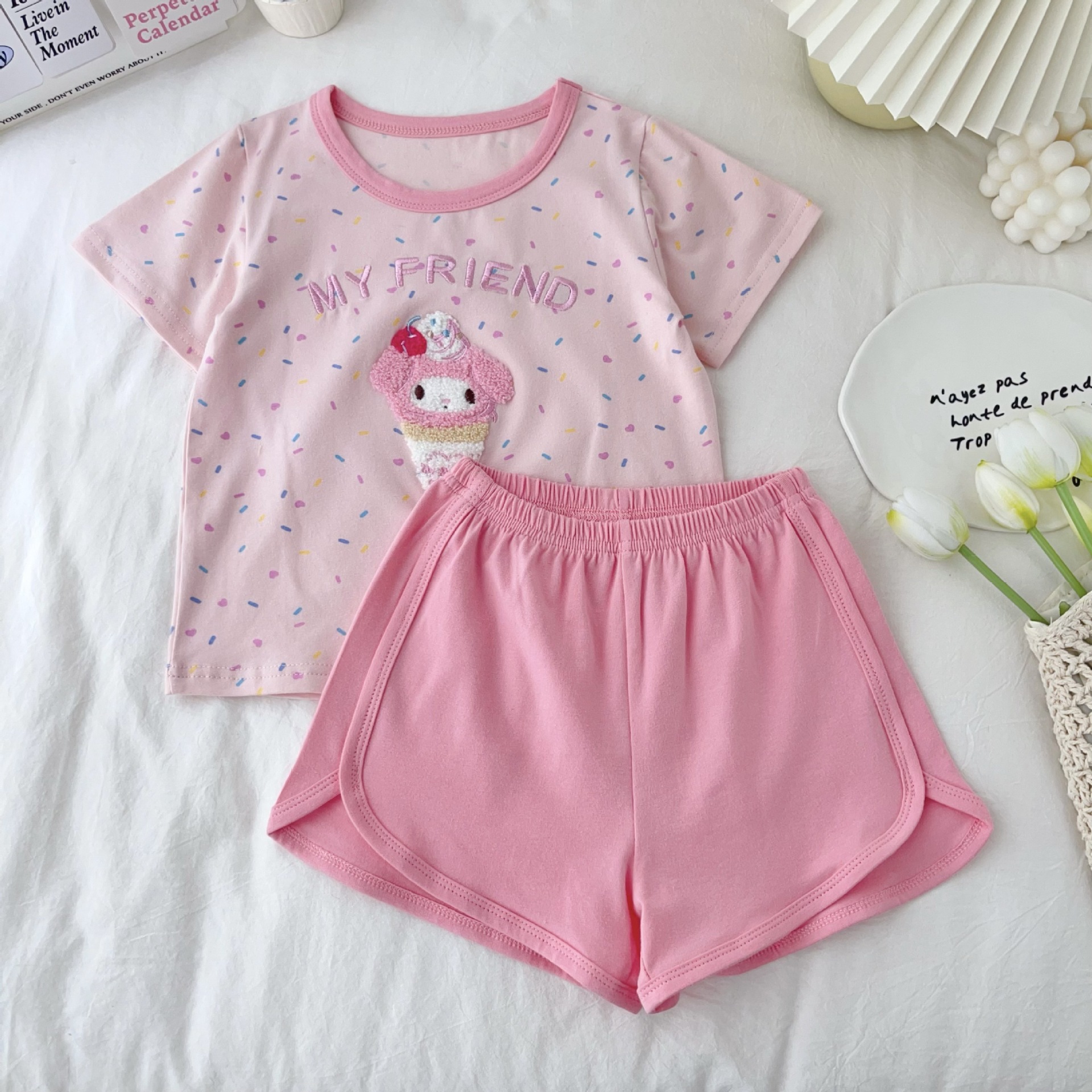 Haan Kids Facebook ad: Chuẩn Cute với bộ thun Xinh Xắn và…