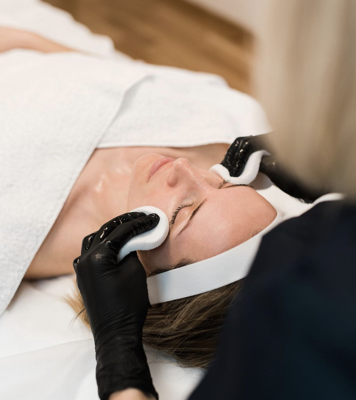 Mor Esthetics Lititz, PA Facebook ad from May 14, 2026