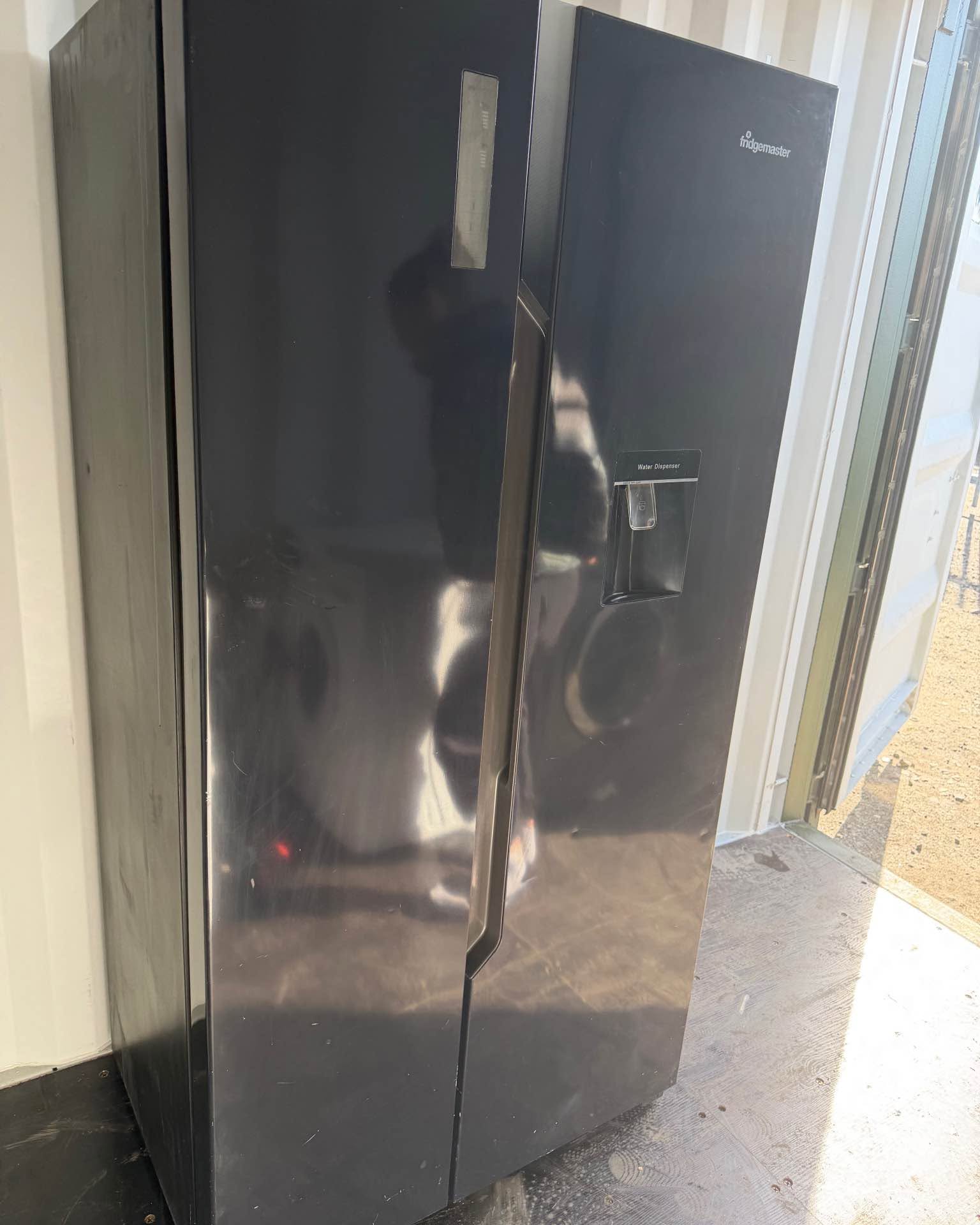 Nicola Jones Facebook ad: FRIDGEMASTER American fridge freezer ‘delivery available’…