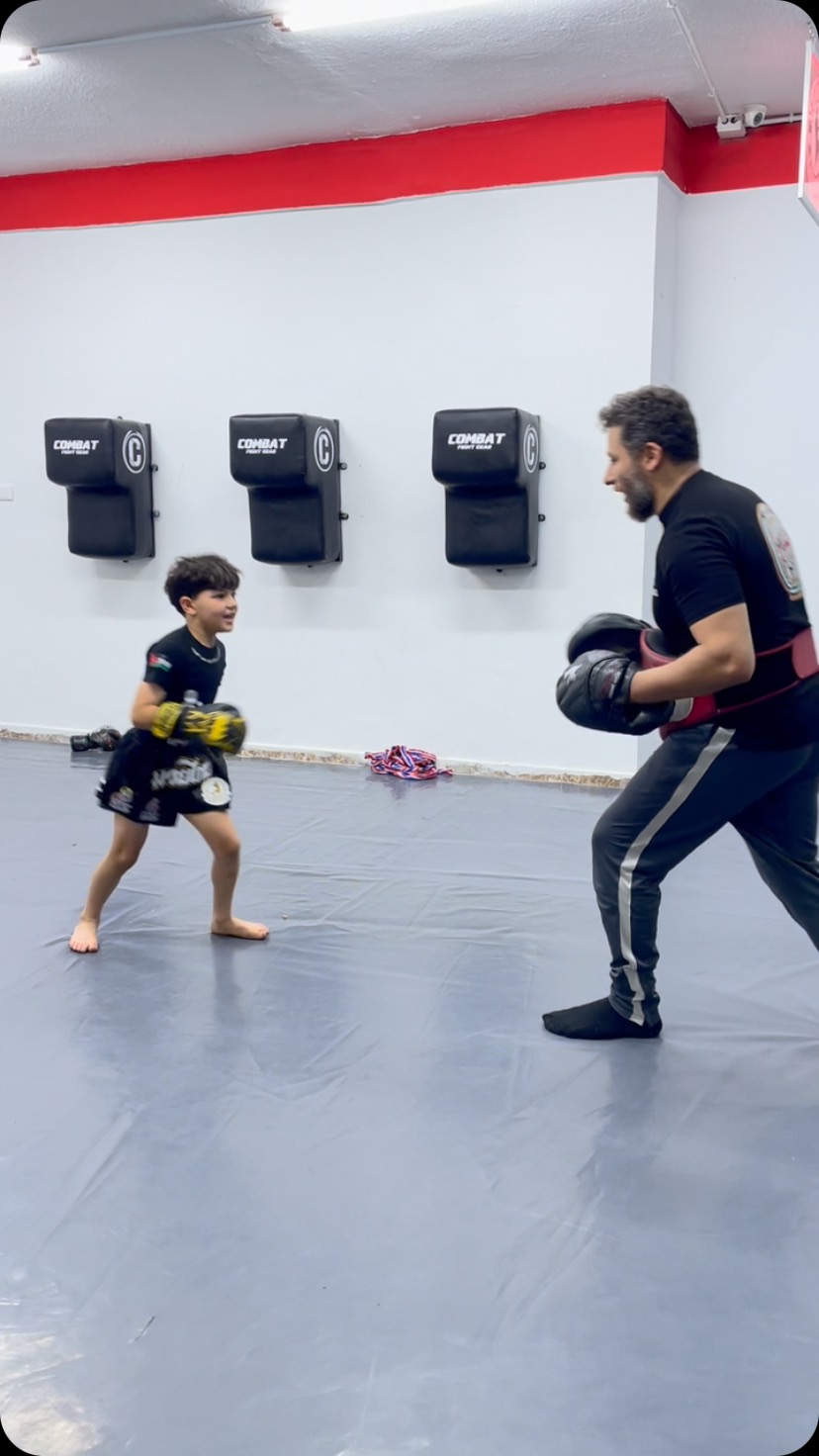 MUAY THAI Fighters Academy Facebook ad: جاهز تغيّر حياتك؟