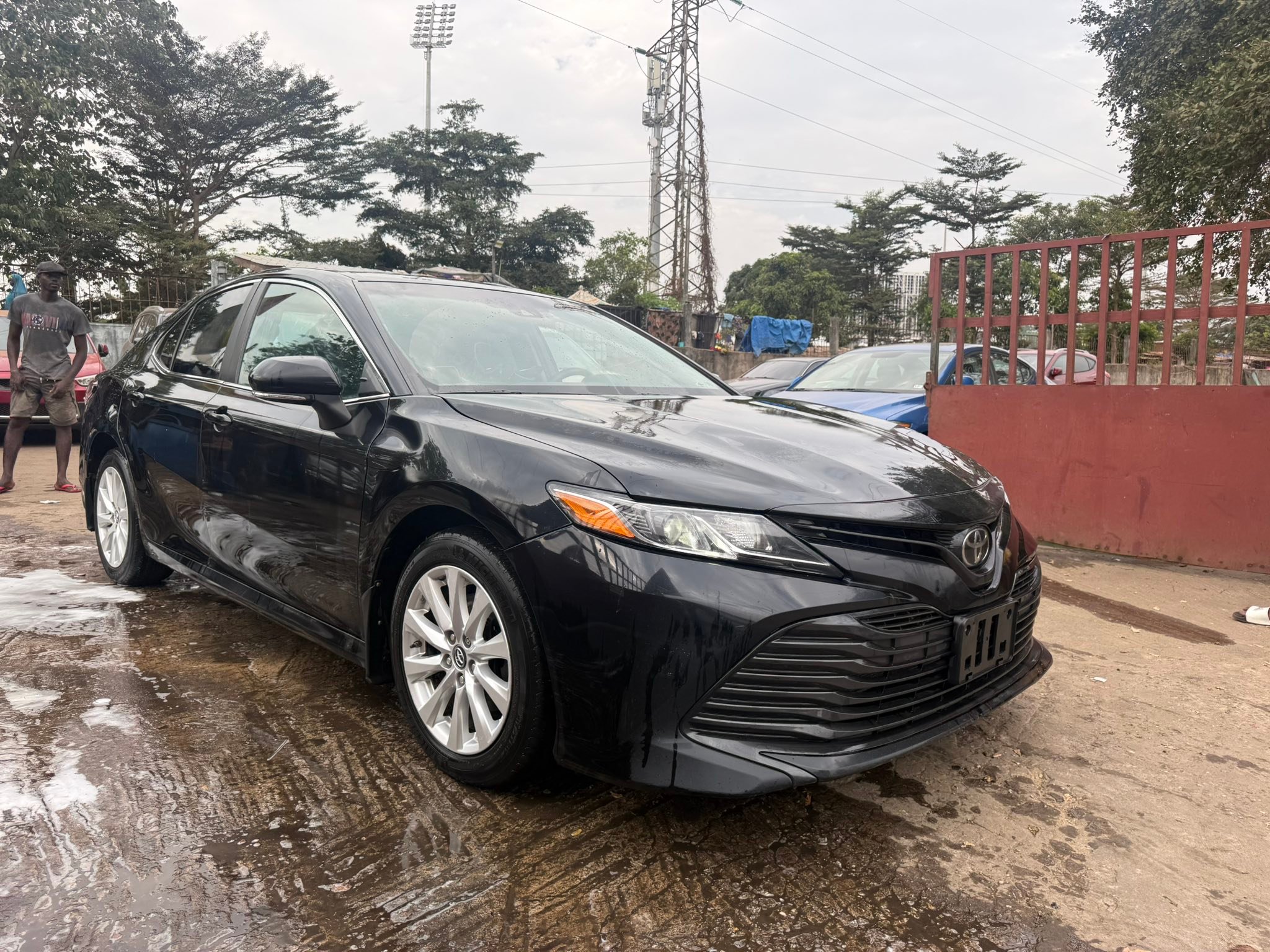 Auto Vip Conakry Facebook ad: Toyota camry