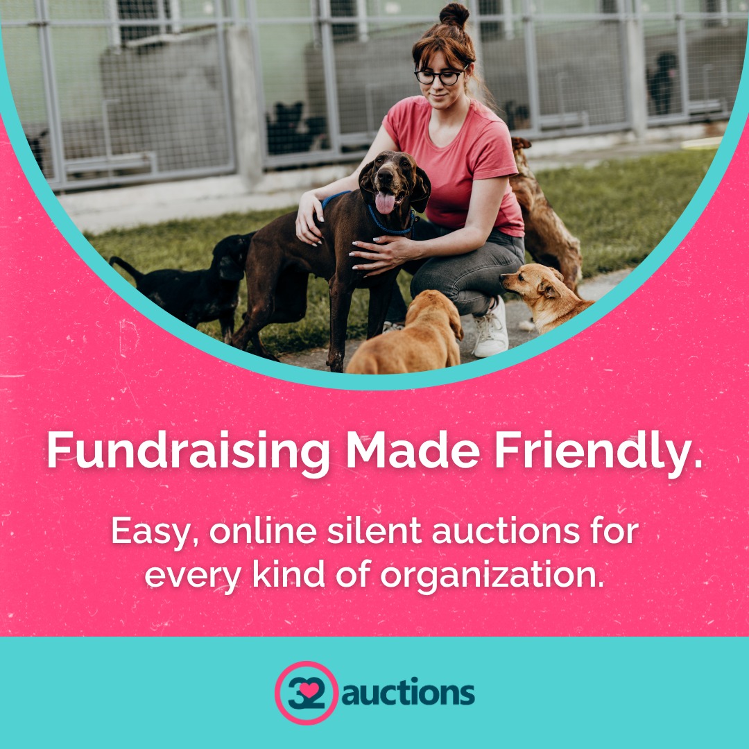 32auctions Facebook ad: Free Online Silent Auction Fundraisers | 32auctions