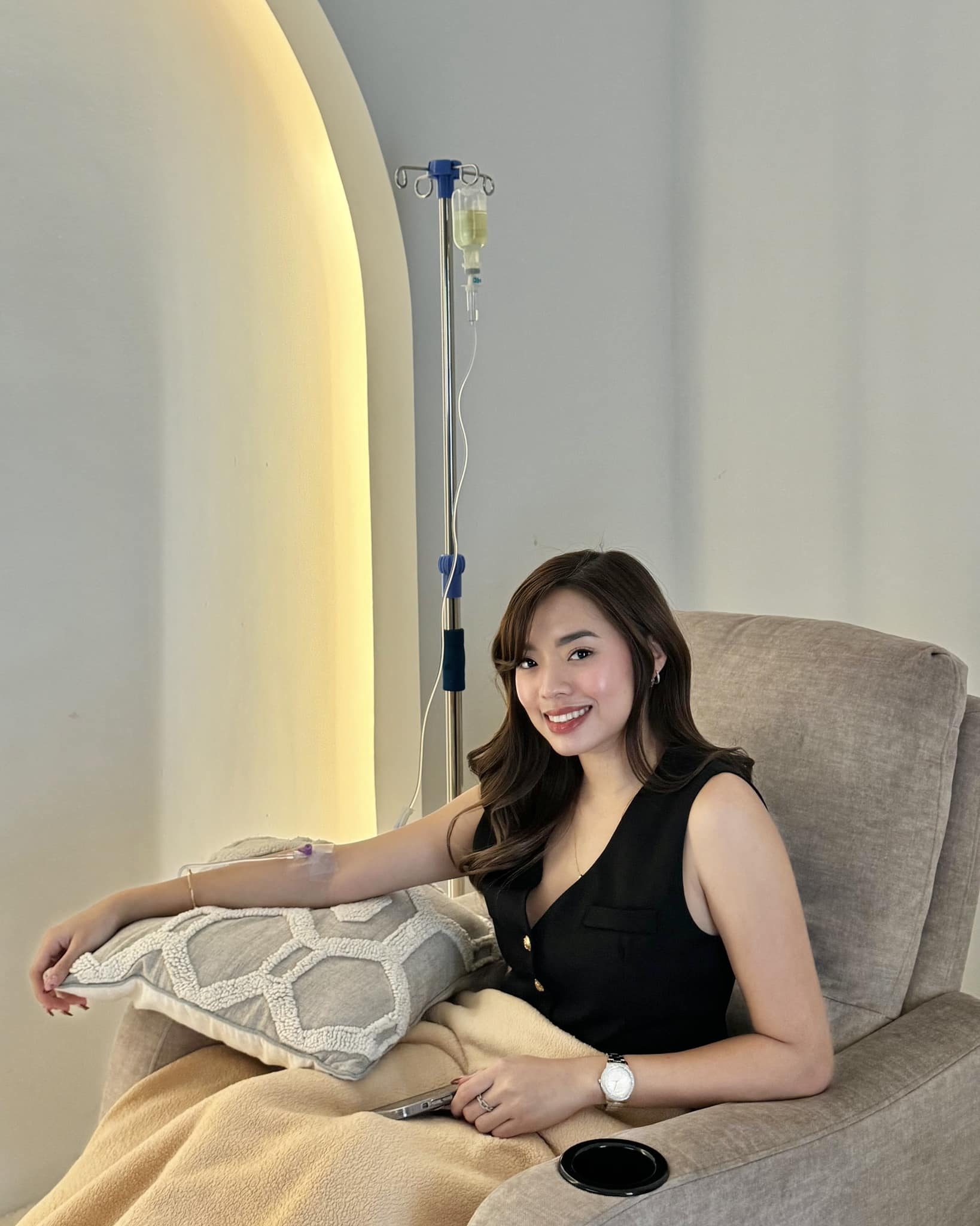 Dermacore Aesthetics Facebook ad: Say HELLO to Luminous, Glowing skin!