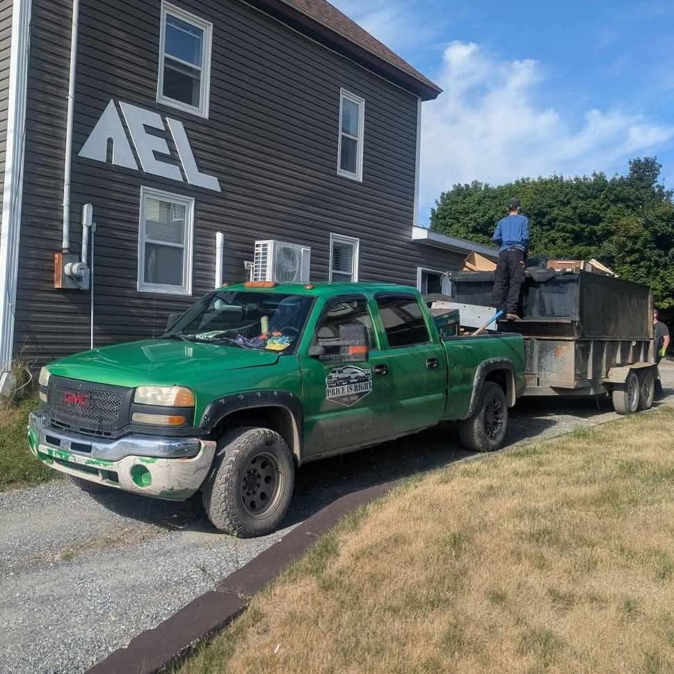 Price Is Right Junk Removal and Demolition Facebook ad: Chat in Messenger