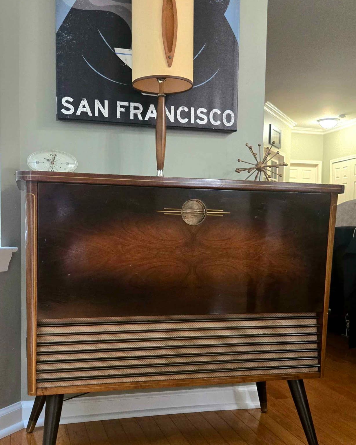 Darrin Gary Facebook ad: MCM Record Player Stereo Console 1950s ATOMIC ART DECO