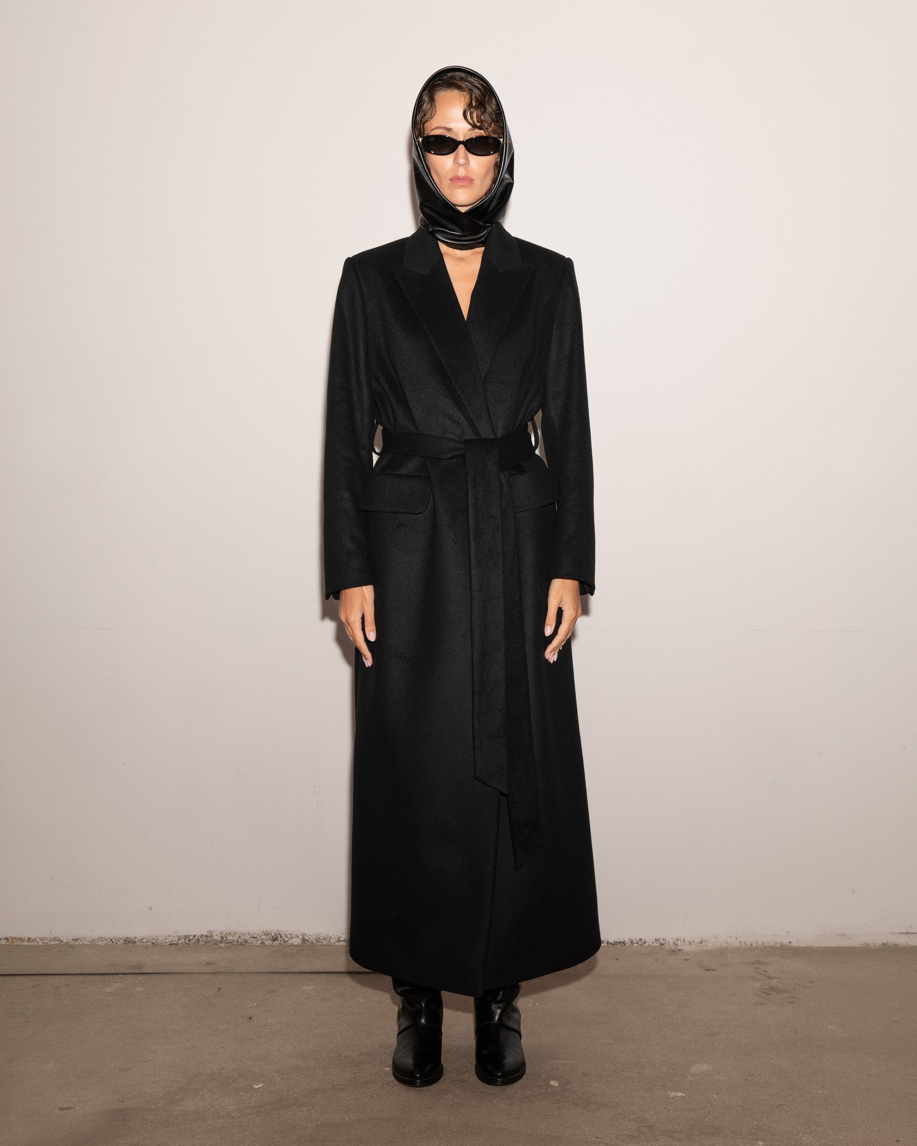 Pixie Won't Play Facebook ad: SOLAR COAT BLACK