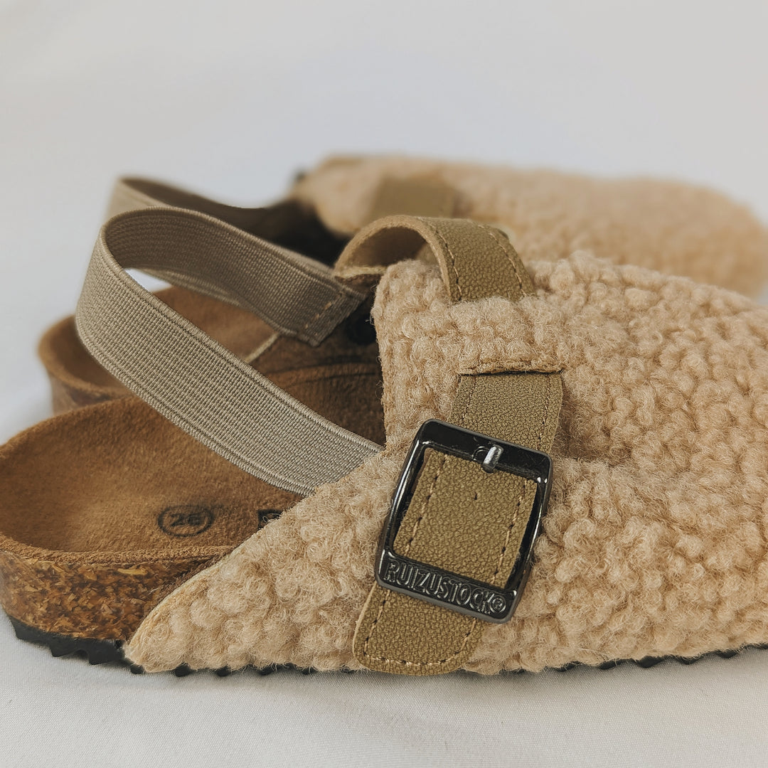 Olive & Bud Facebook ad: Where simplicity meets style for little ones