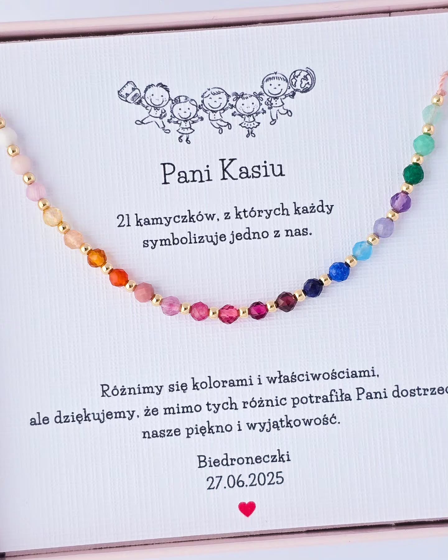 zoebizu Facebook ad: Bransoletka Nasza Klasa, prezent, który ma znaczenie