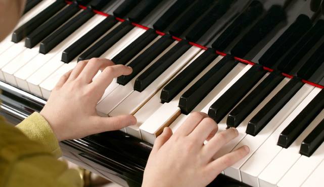 Russian-European Piano and Vocal Academy in Fort Myers Facebook ad: www.fortmyerspianoacademy.com
