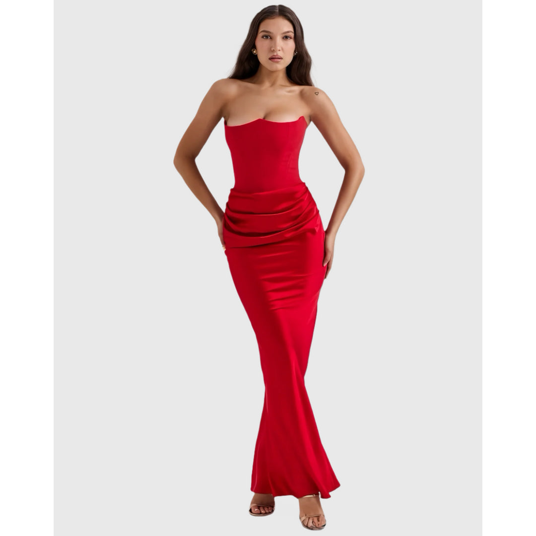 Rentals.Luxwardrobe Facebook ad: Still want this look?