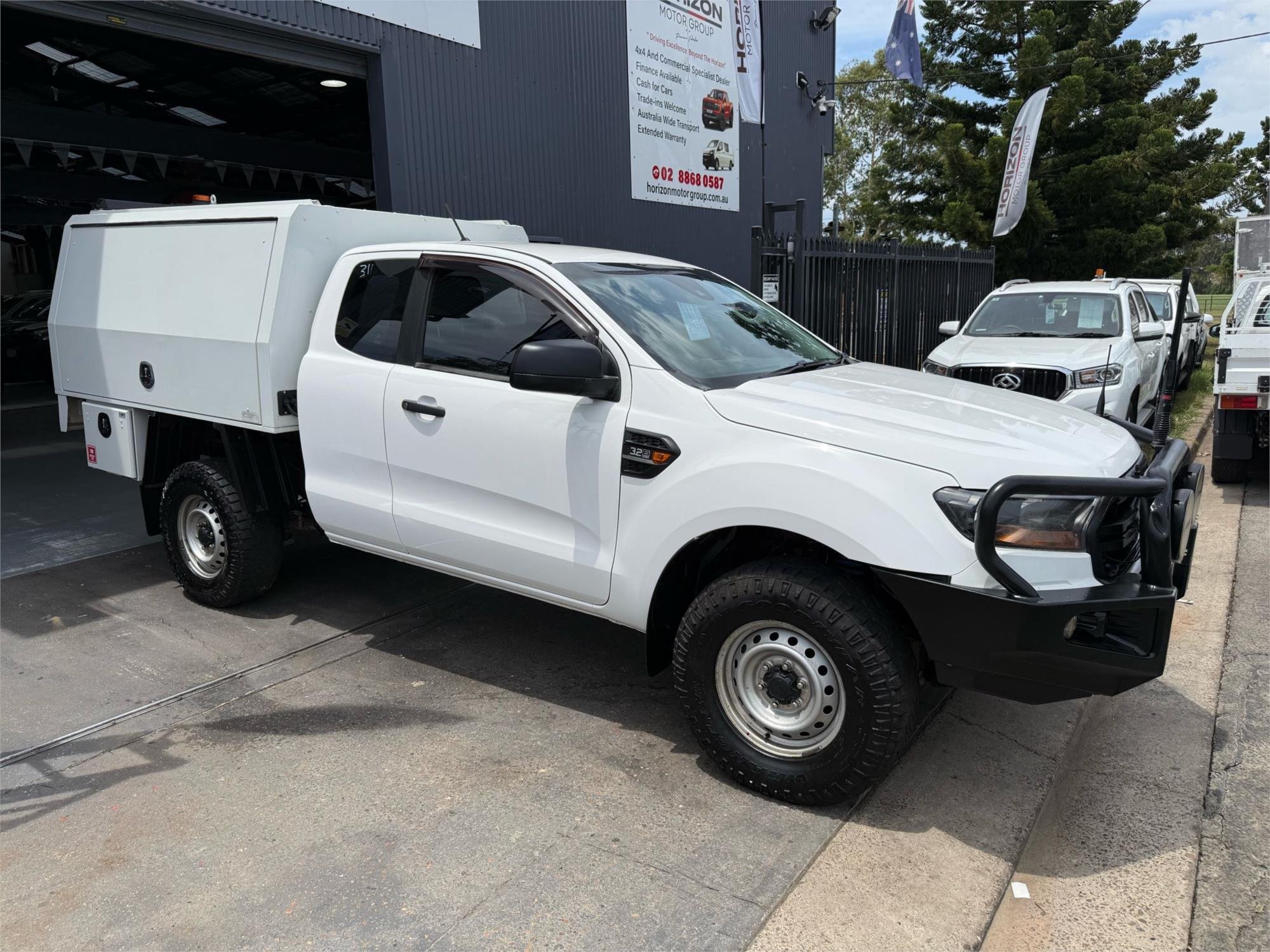 Saree Ya Facebook ad: 2019 Ford ranger 3.2l 4x4 automatic