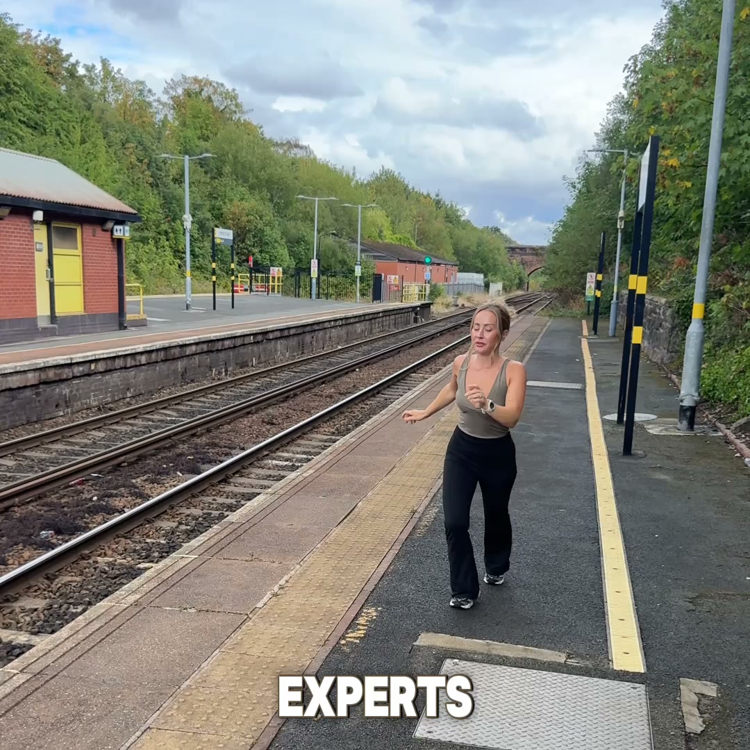 Give Me Cosmetics Facebook ad: Full Haircare Routine Under £30