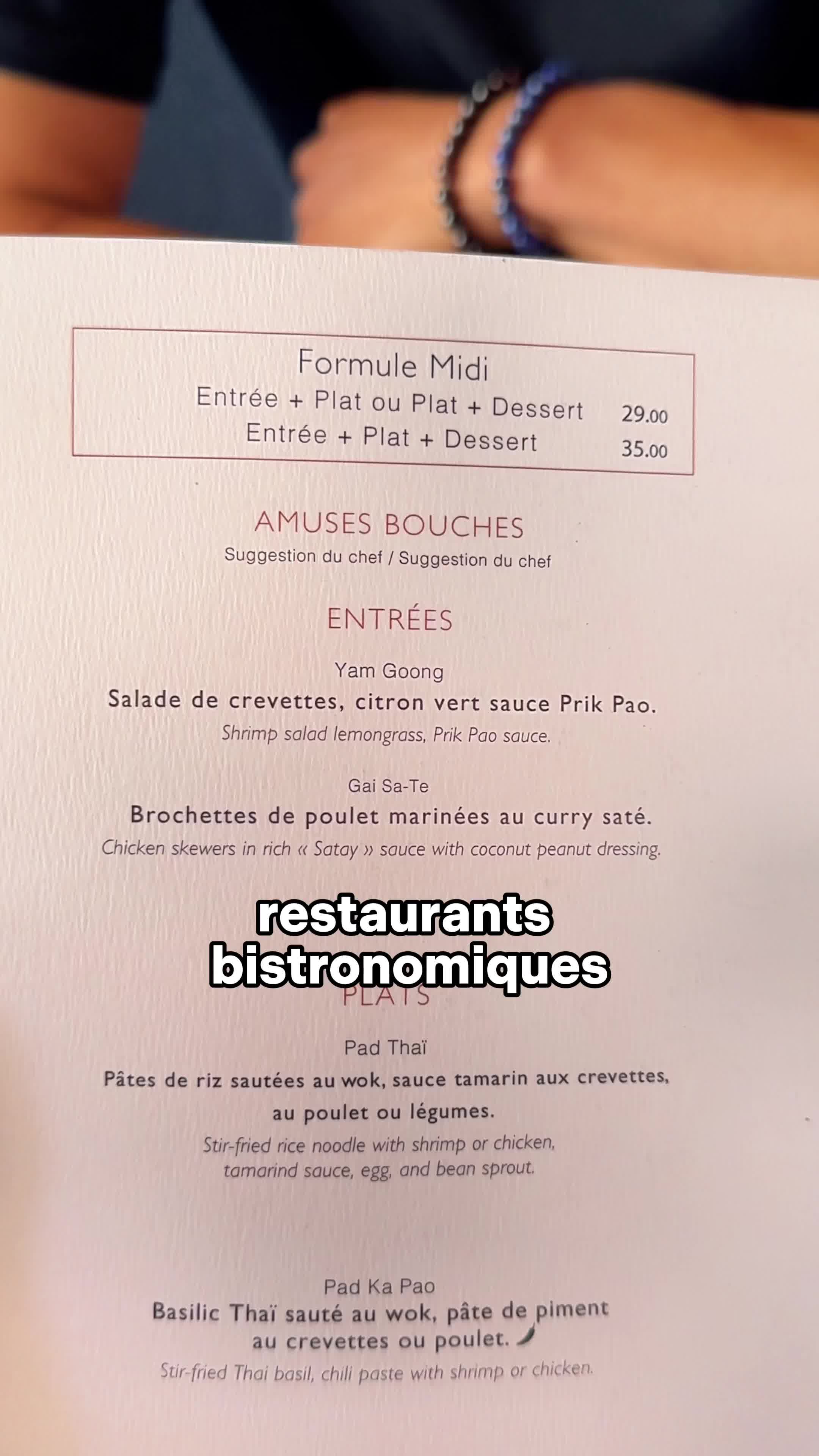 MOOM MAM Facebook ad: 19 Rue de Mogador, 75009 Paris