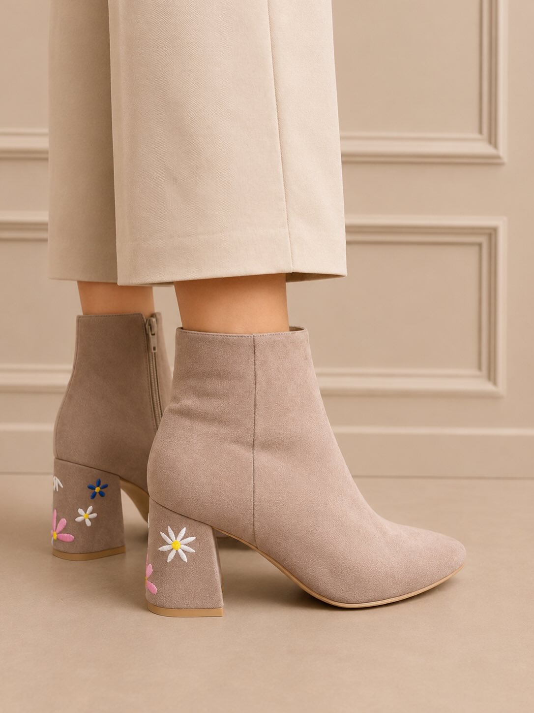 Puggy Shoes Facebook ad: ๐๐จ ๐๐ฎ๐๐ฏ๐จ ๐๐ง ๐๐ฎ๐ ๐ ๐ฒ ๐๐ฌ๐ญ๐๐ฌโฆ