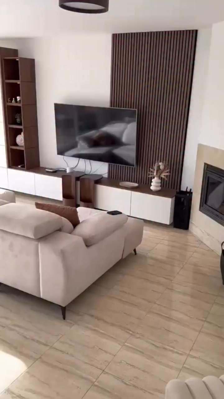 La Tienda Home Facebook ad from Mar 13, 2026