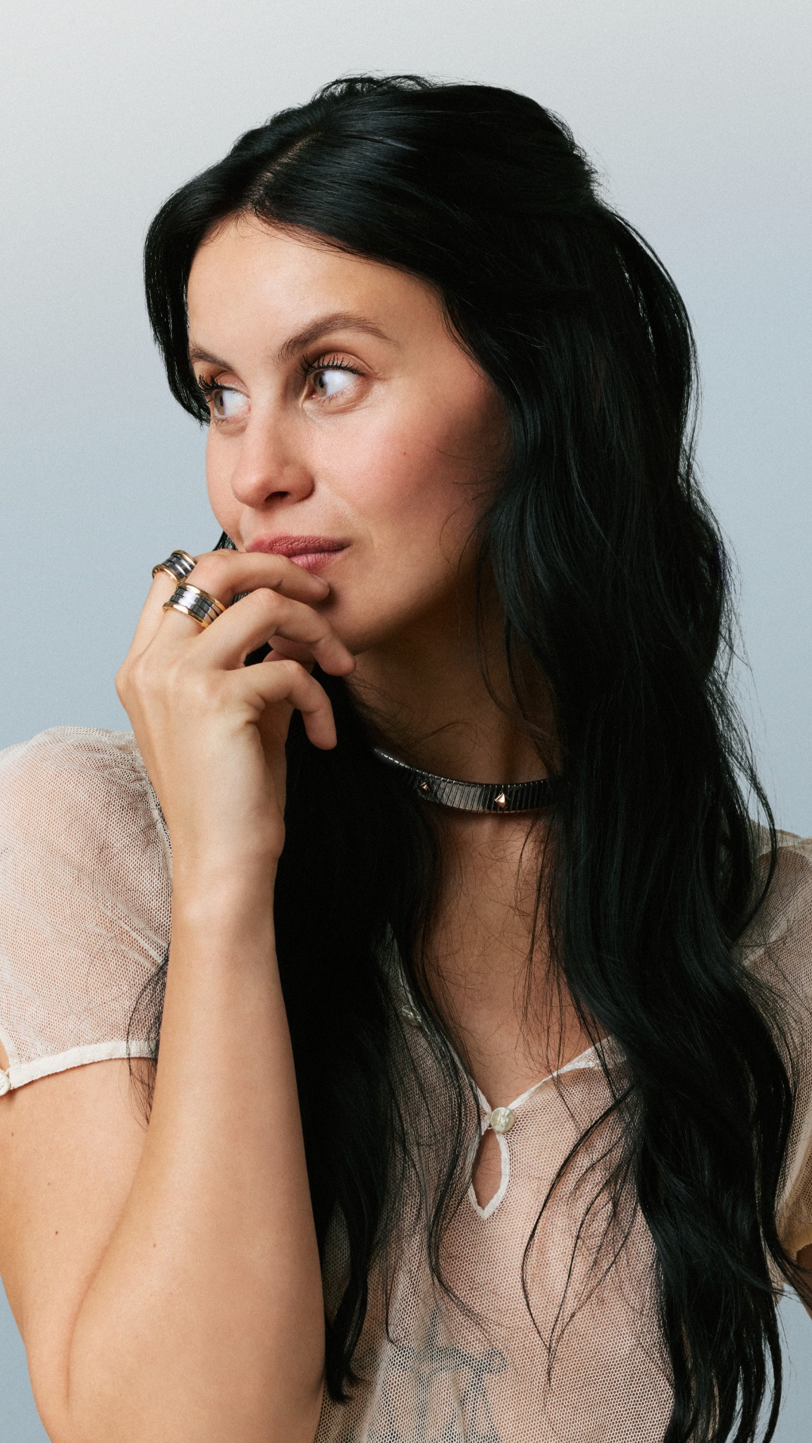 Harper's Bazaar España Facebook ad: Milena Smit presenta Gold & Steel de B.zero1…