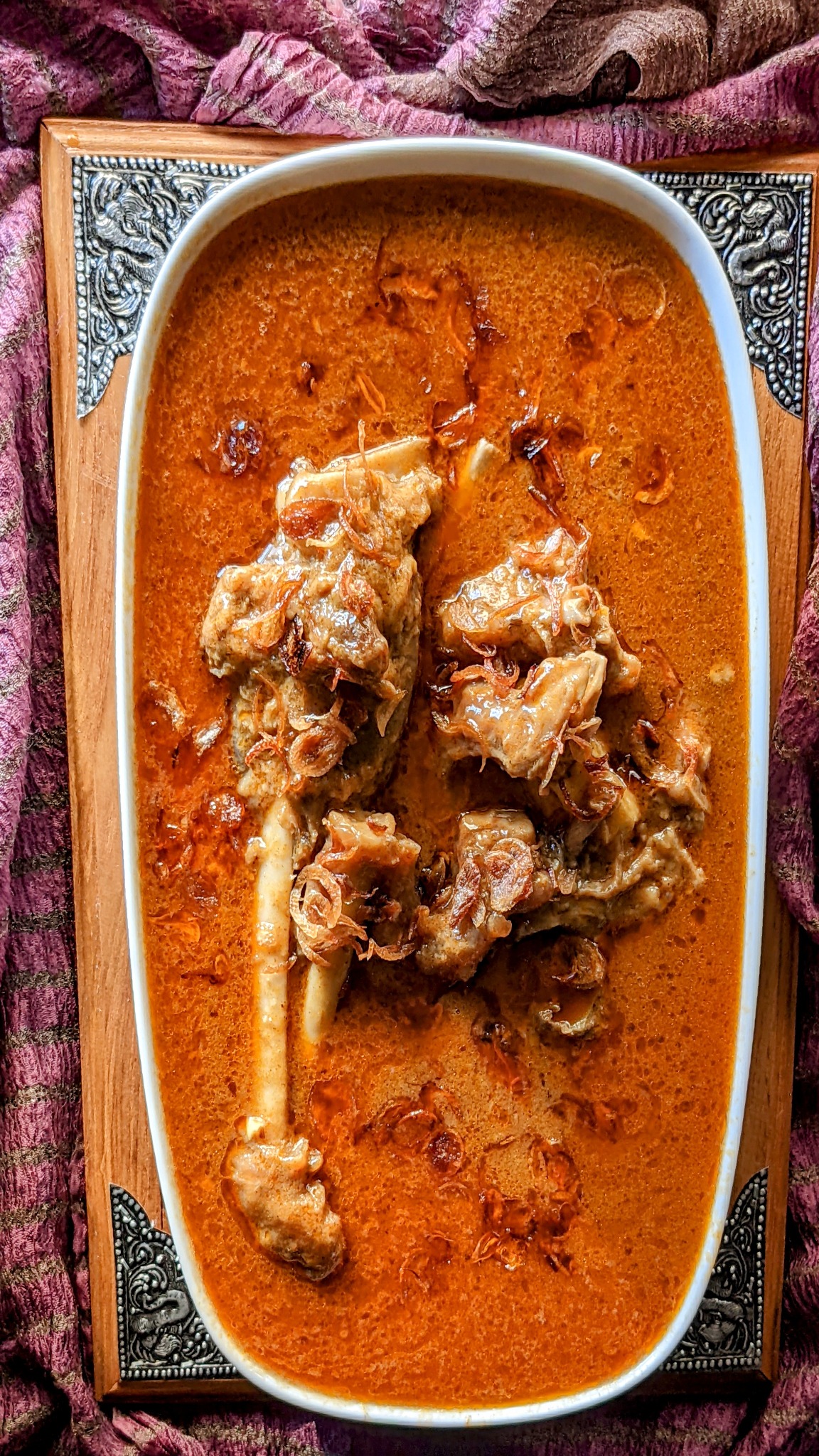 Lahore by IKitchen Facebook ad: Dhaka Foodies, craving the aroma, spice & soul…