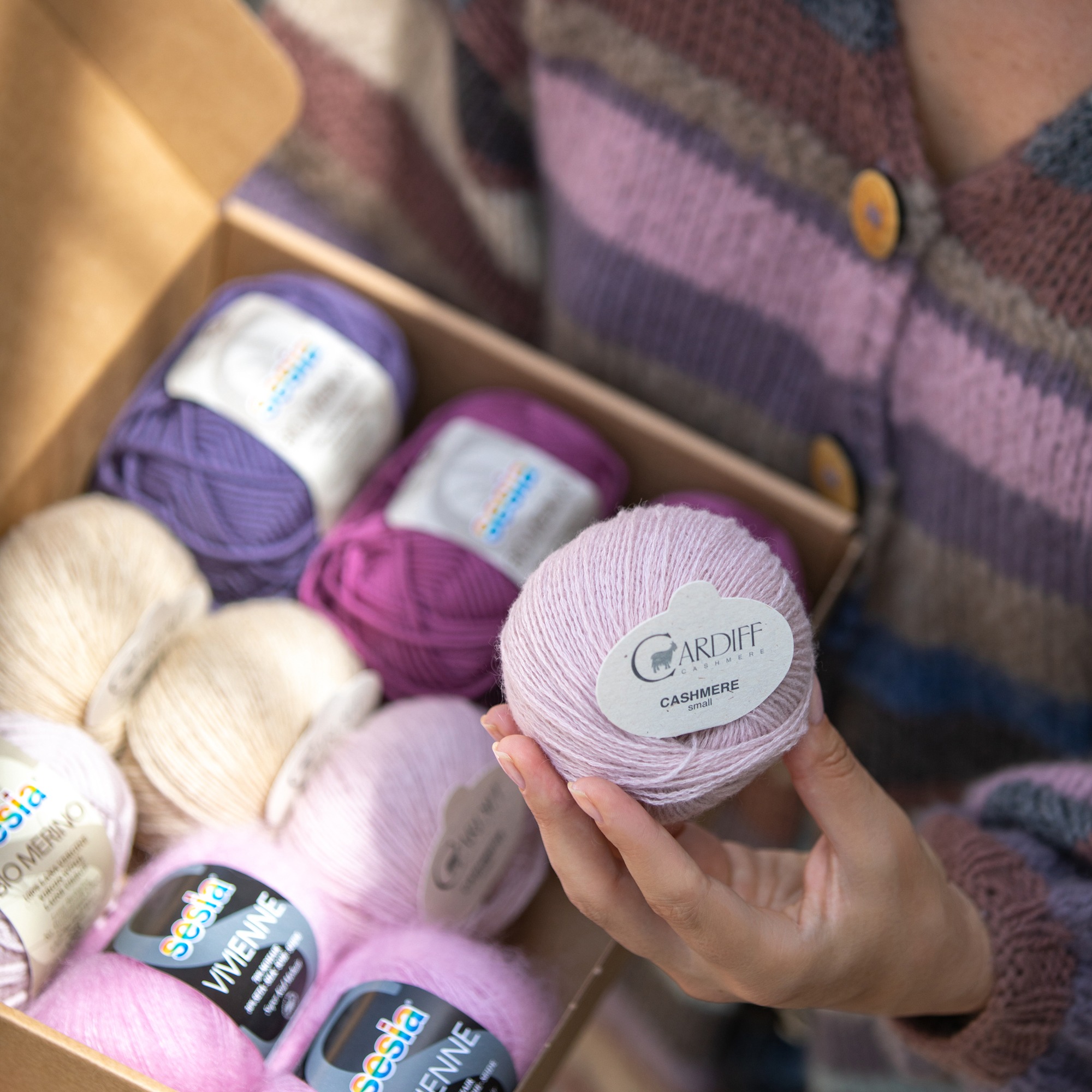 Itaca Yarns Facebook ad