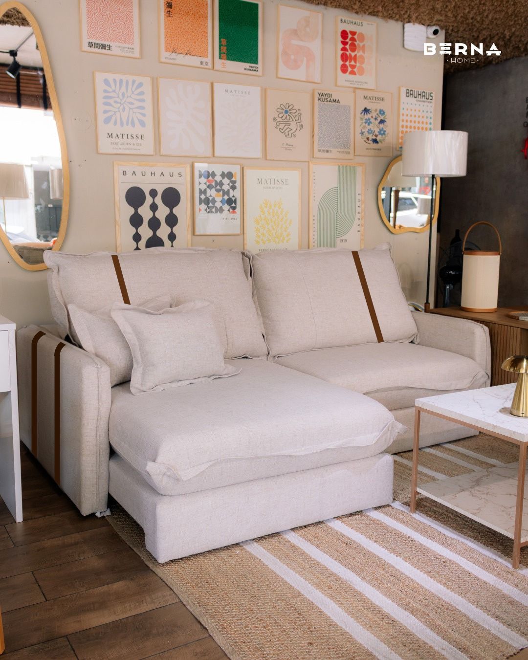 Berna Home Facebook ad: Sofa Retractil 20%OFF!