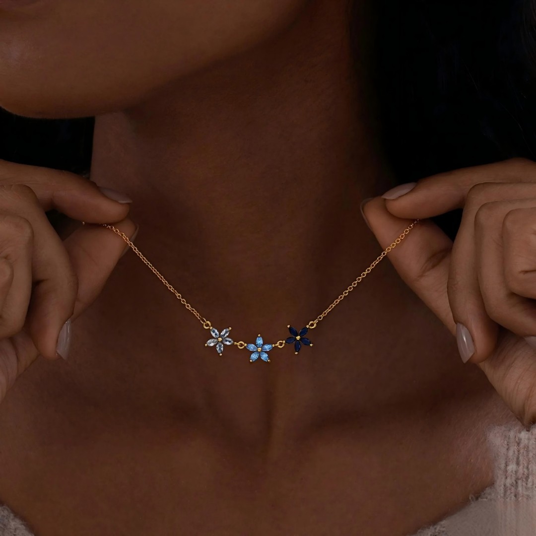 Soufeel Present Facebook ad: Wear Your Loved Ones Close to Your Heart