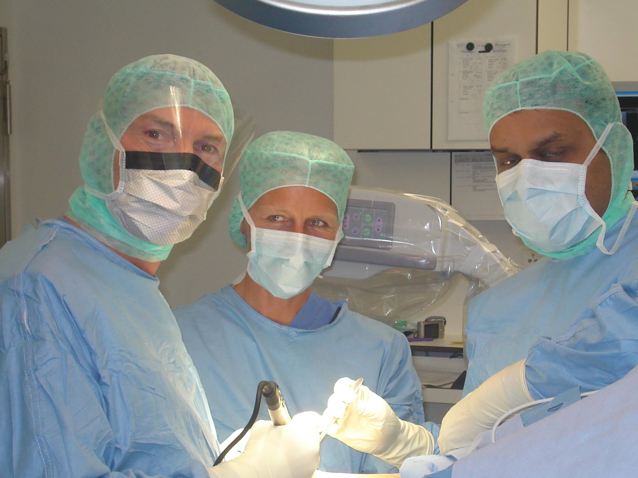 Dr kandoi’s Iacp arthritis Clinic Facebook ad: Orthopedics and trauma hospital