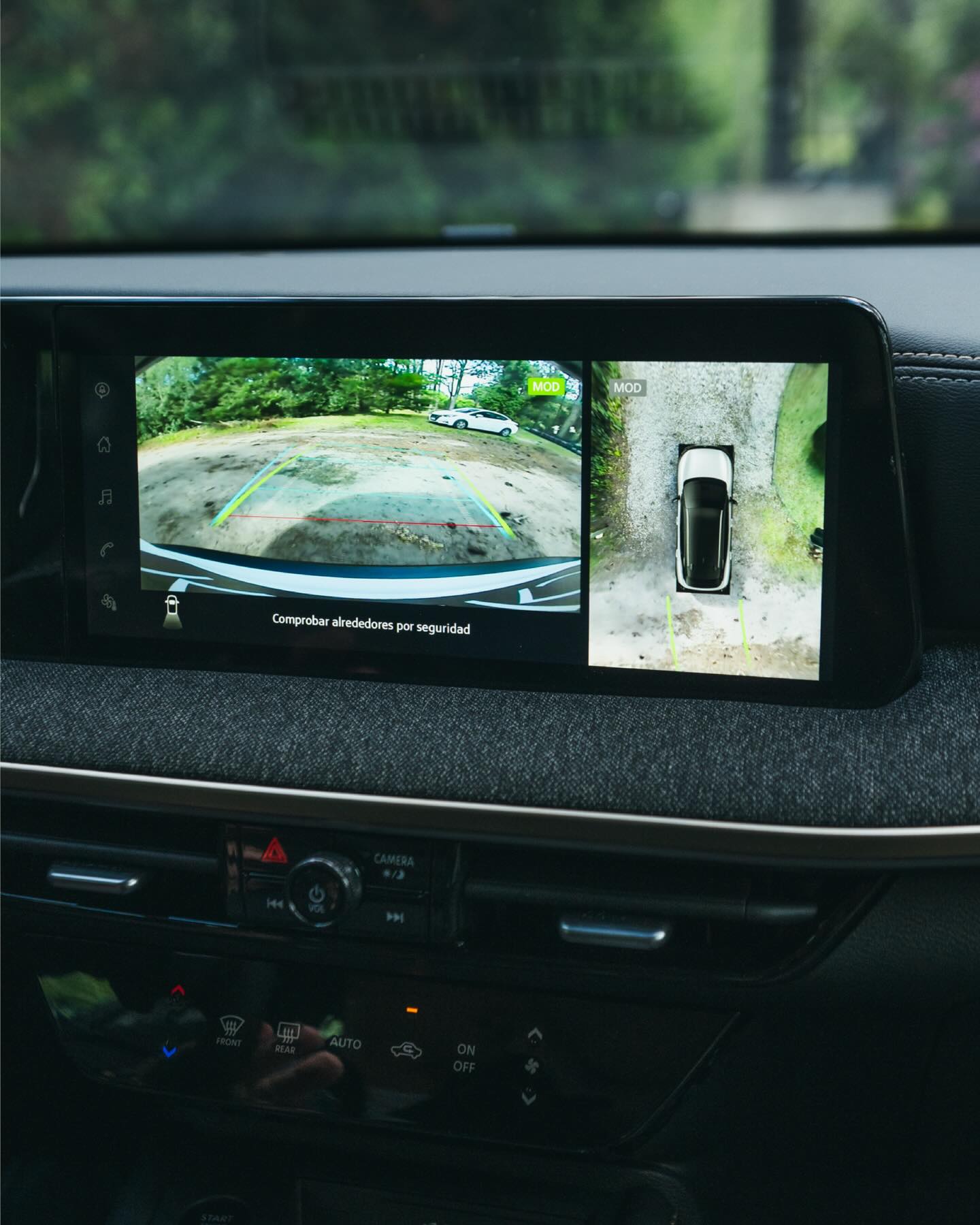 Nissan Facebook ad