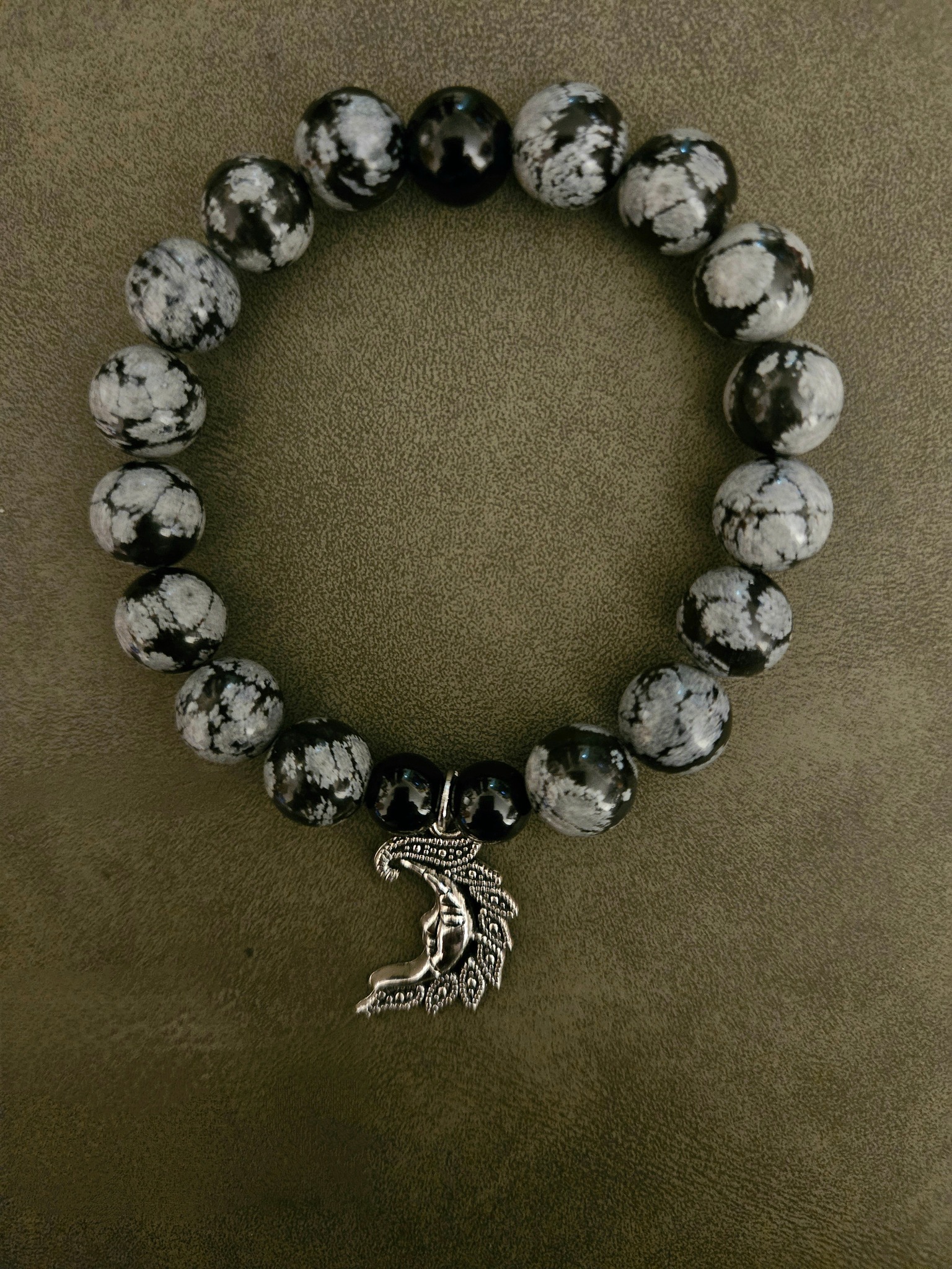 V's Unique Facebook ad: V’s Unique Jewelry