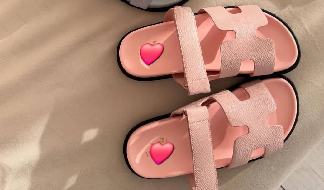 KS luxury shoes Facebook ad: أواخر صيف 2026