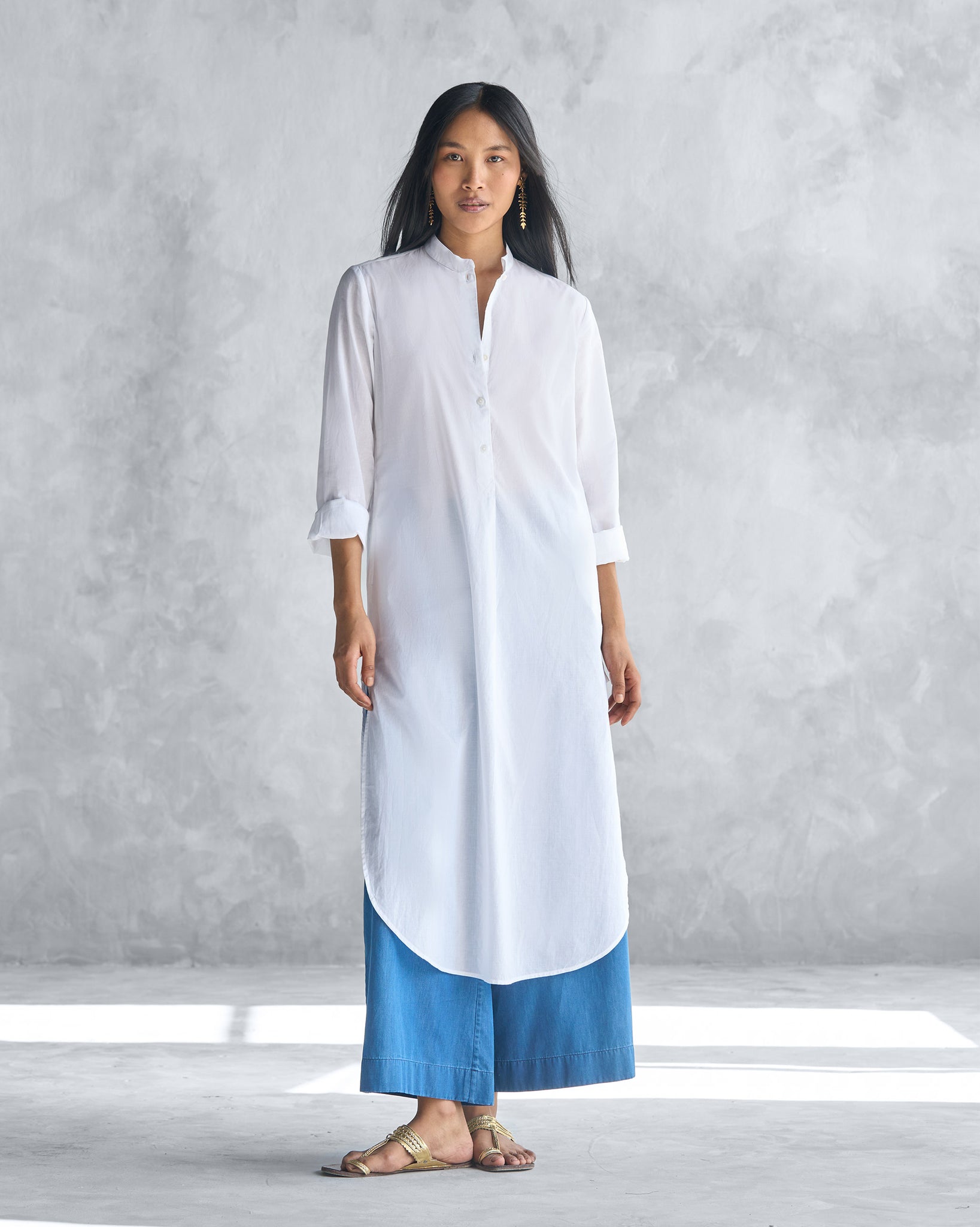 Nicobar Facebook ad: Elevate your wardrobe with Nicobar's timeless styles.