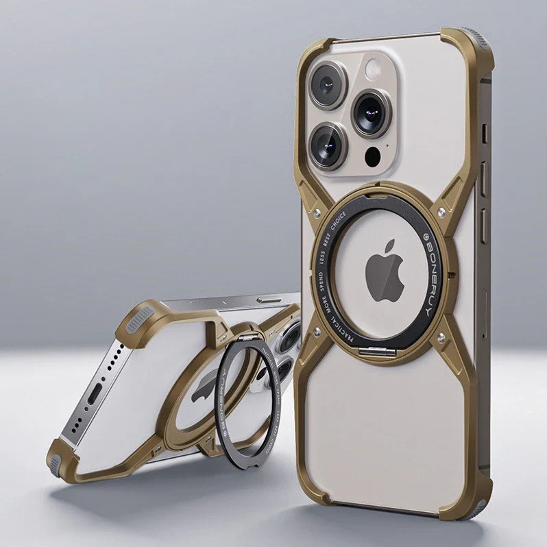 Caseio.in Facebook ad: Protect your iPhone with our Guard Cover.