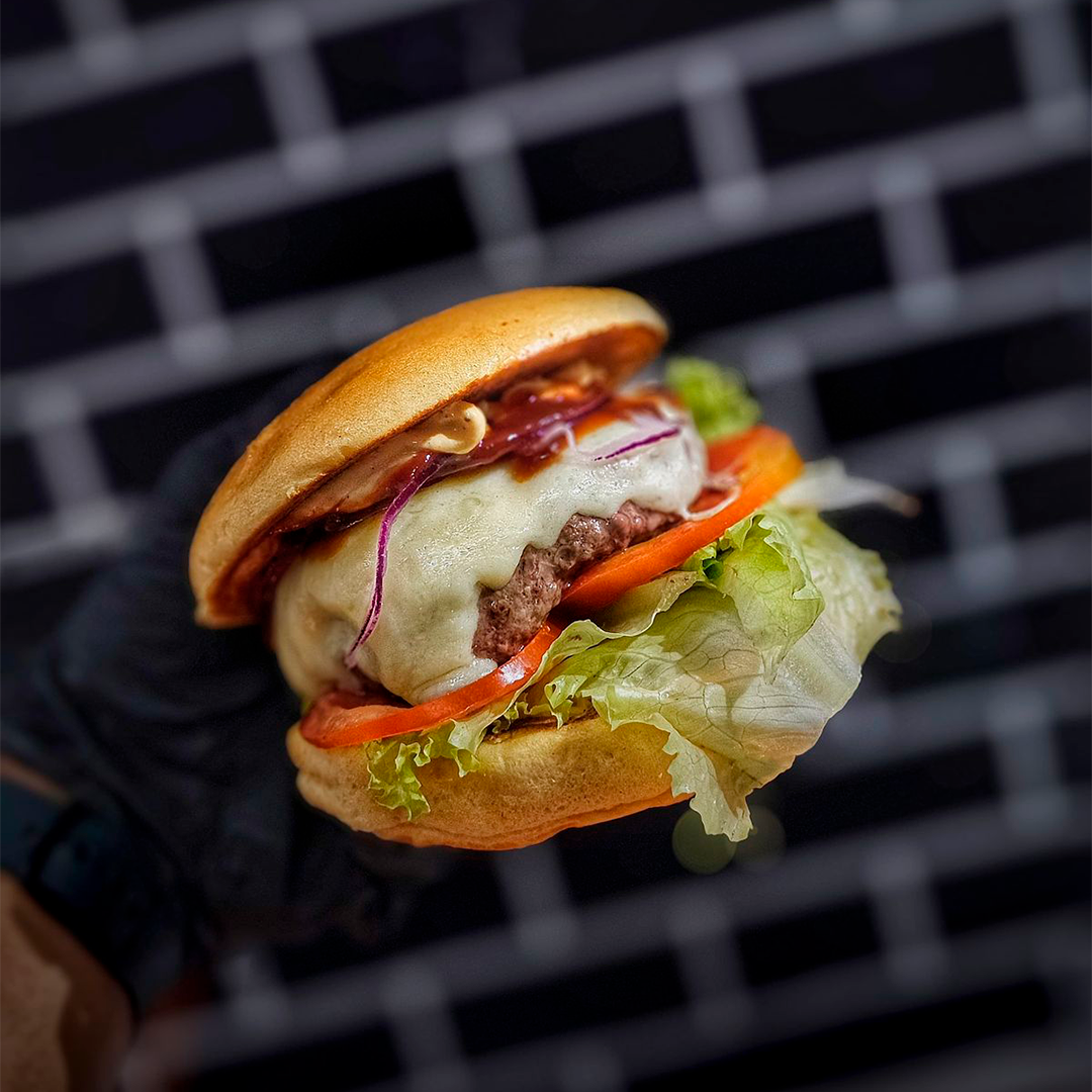 Juninho burguers Facebook ad