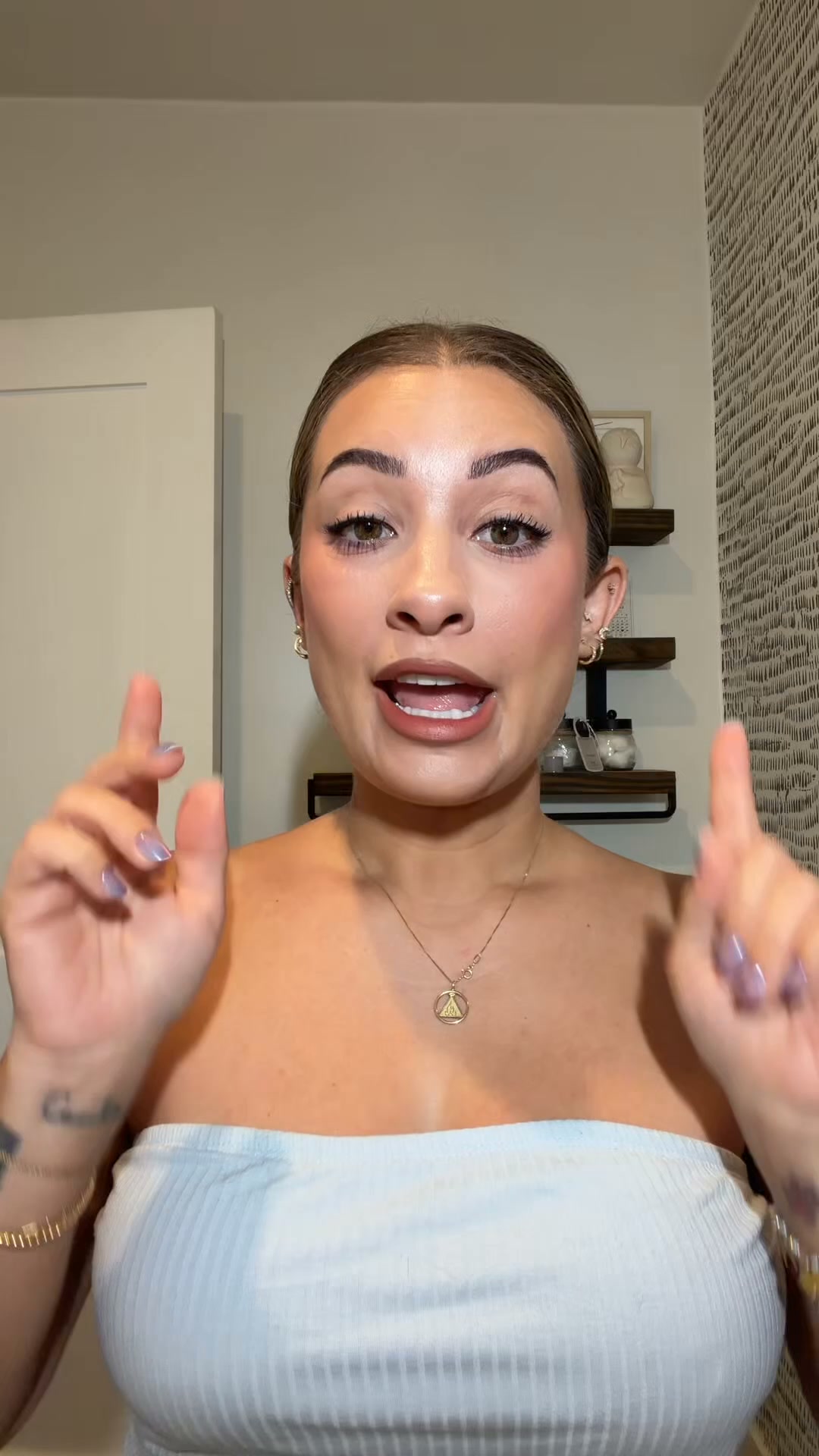 Elemis Facebook ad: The Makeup-Melting Balm