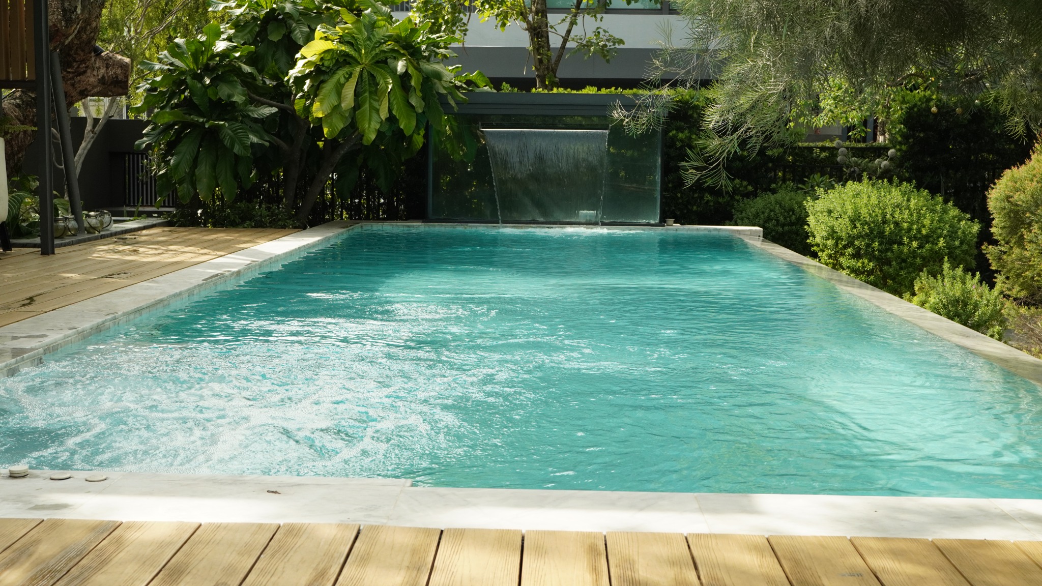 AP Pool Construction บริษัทสระว่ายน้ำ Facebook ad: สัมผัสความหรูที่เหนือระดับ กับสระว่ายน้ำพรีเมียม…