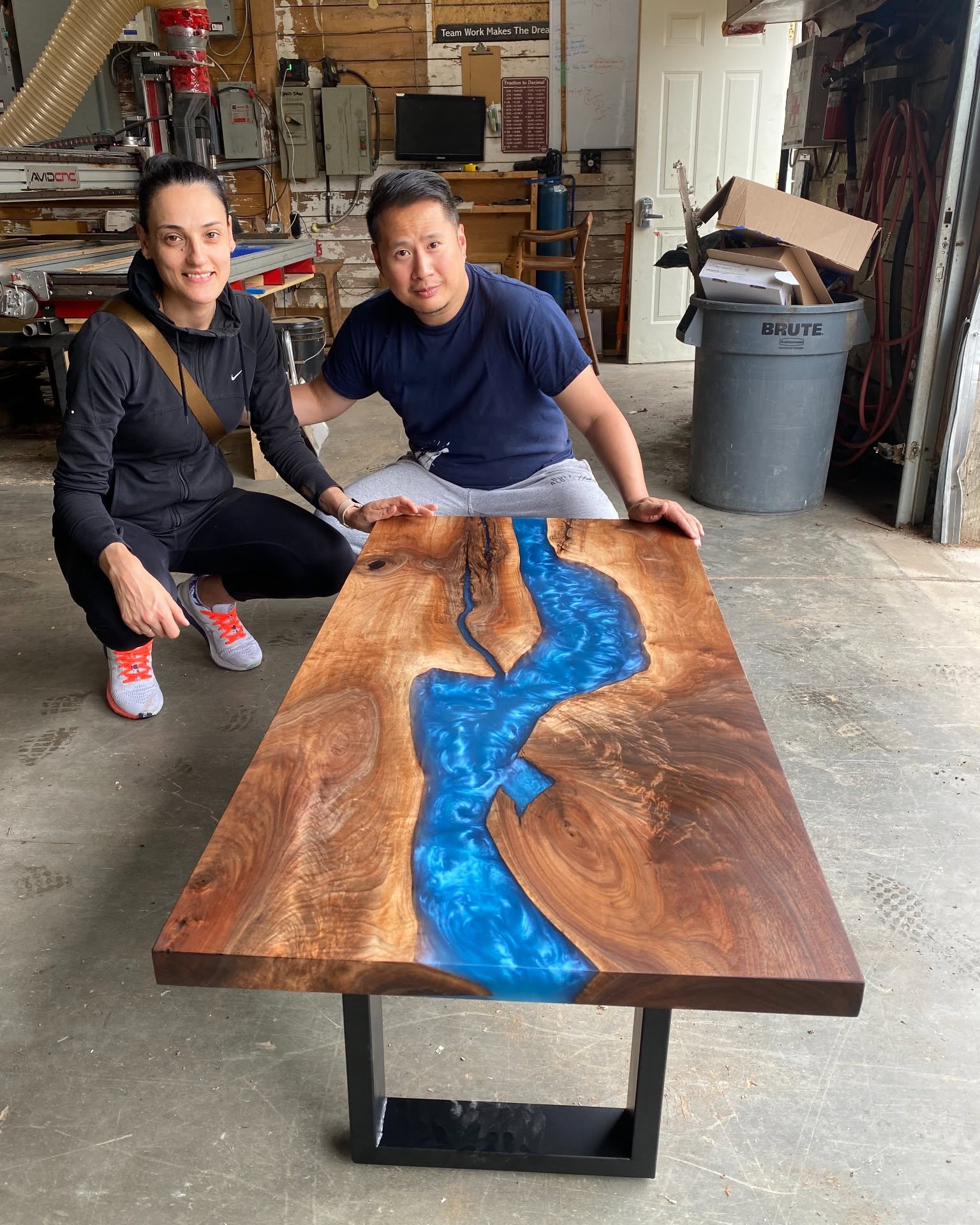 Paul Lemiski Facebook ad: Build your own Epoxy Coffee Table