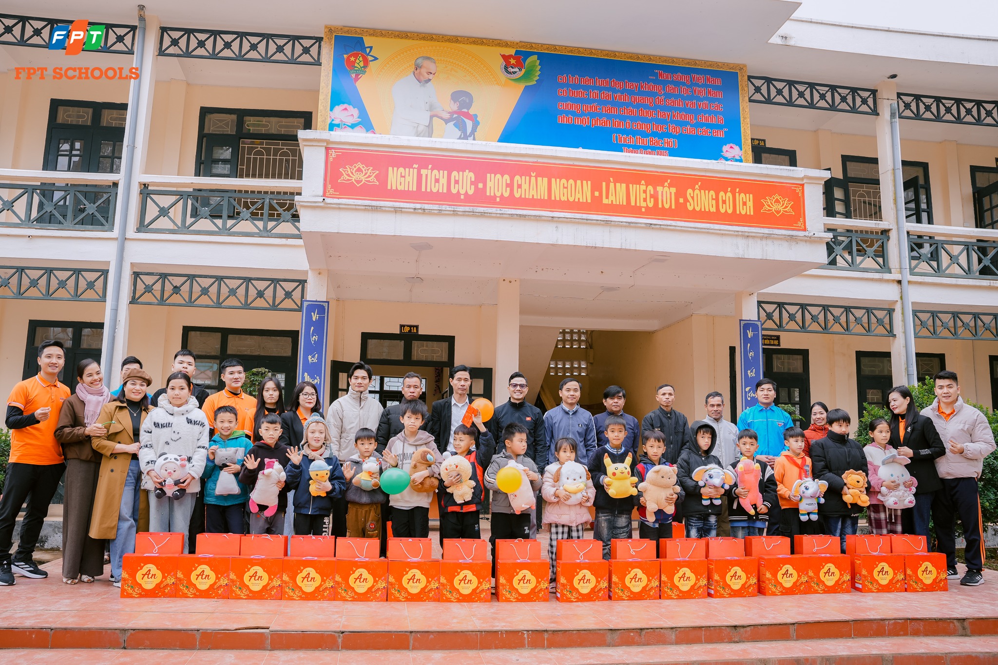 Trường Tiểu học, THCS và THPT FPT Thanh Hóa Facebook ad
